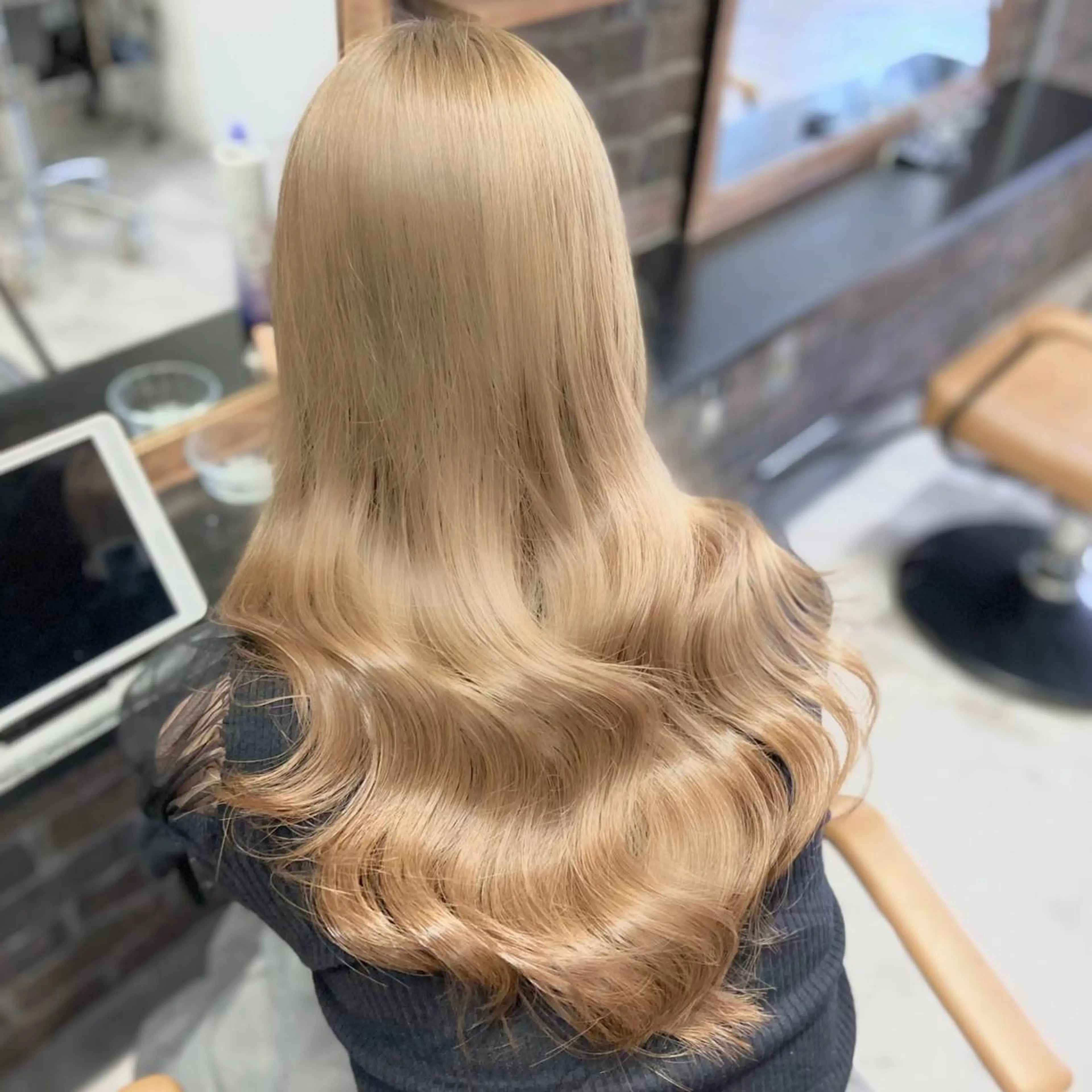 U22🍩ベージュ限定menu🍩ケアブリーチ使用🪄♡ダブルカラー+極上うるツヤトリートメント♡の写真