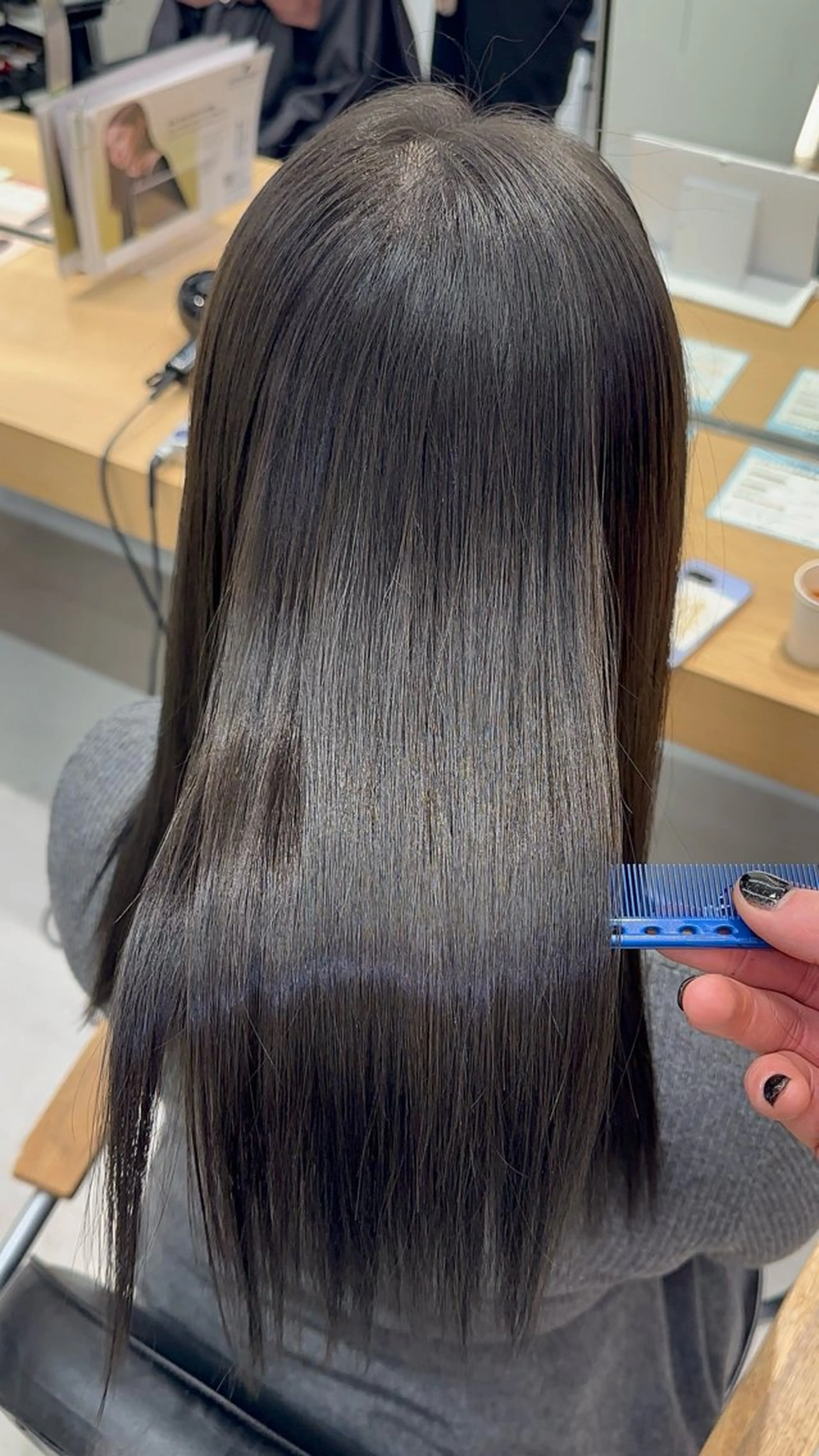 ミディアム カラー カット ヘアカラー トリートメント KOGA／ パーマモデル募集のヘアスタイル
