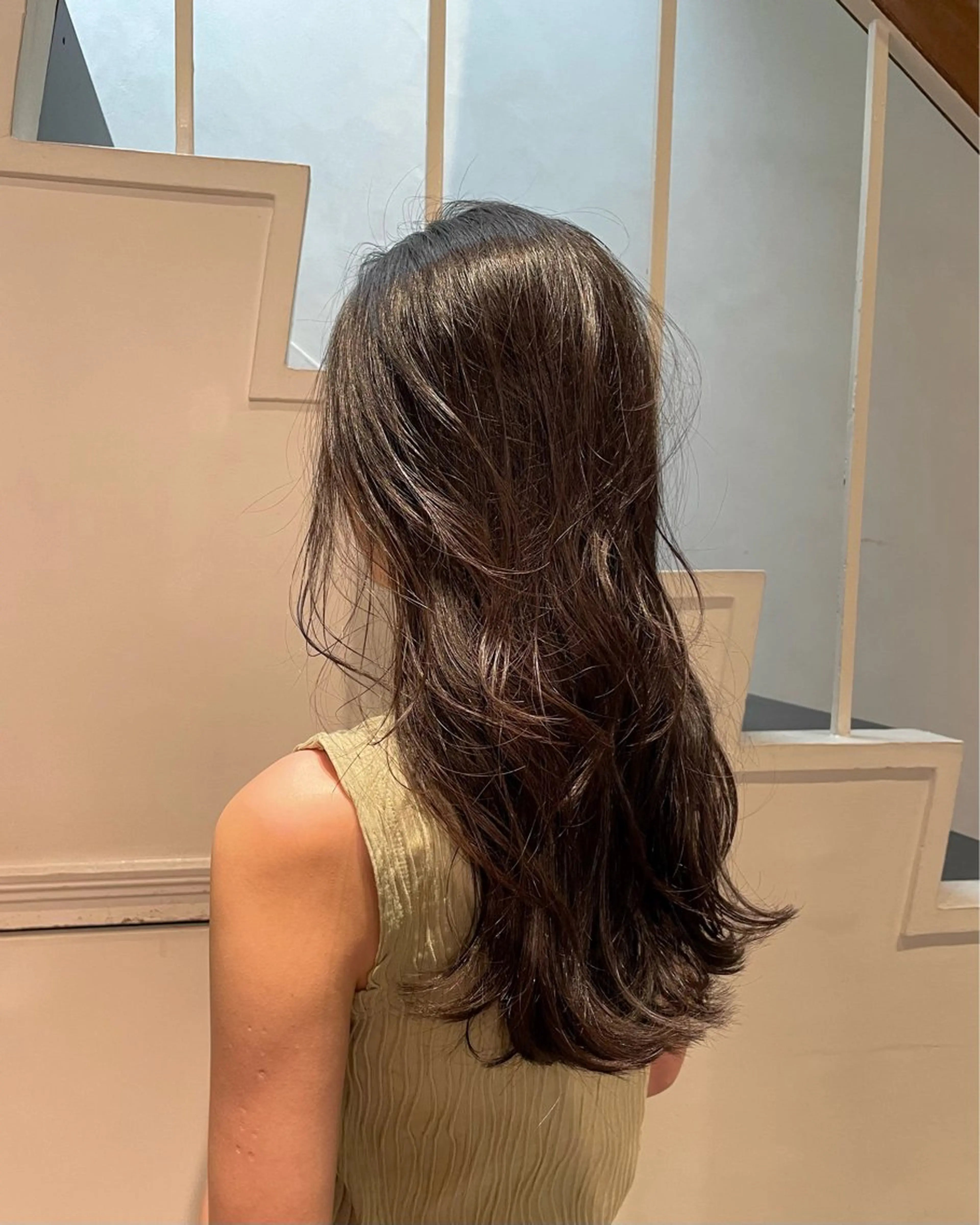 ロング 向坂 亜美のヘアスタイル