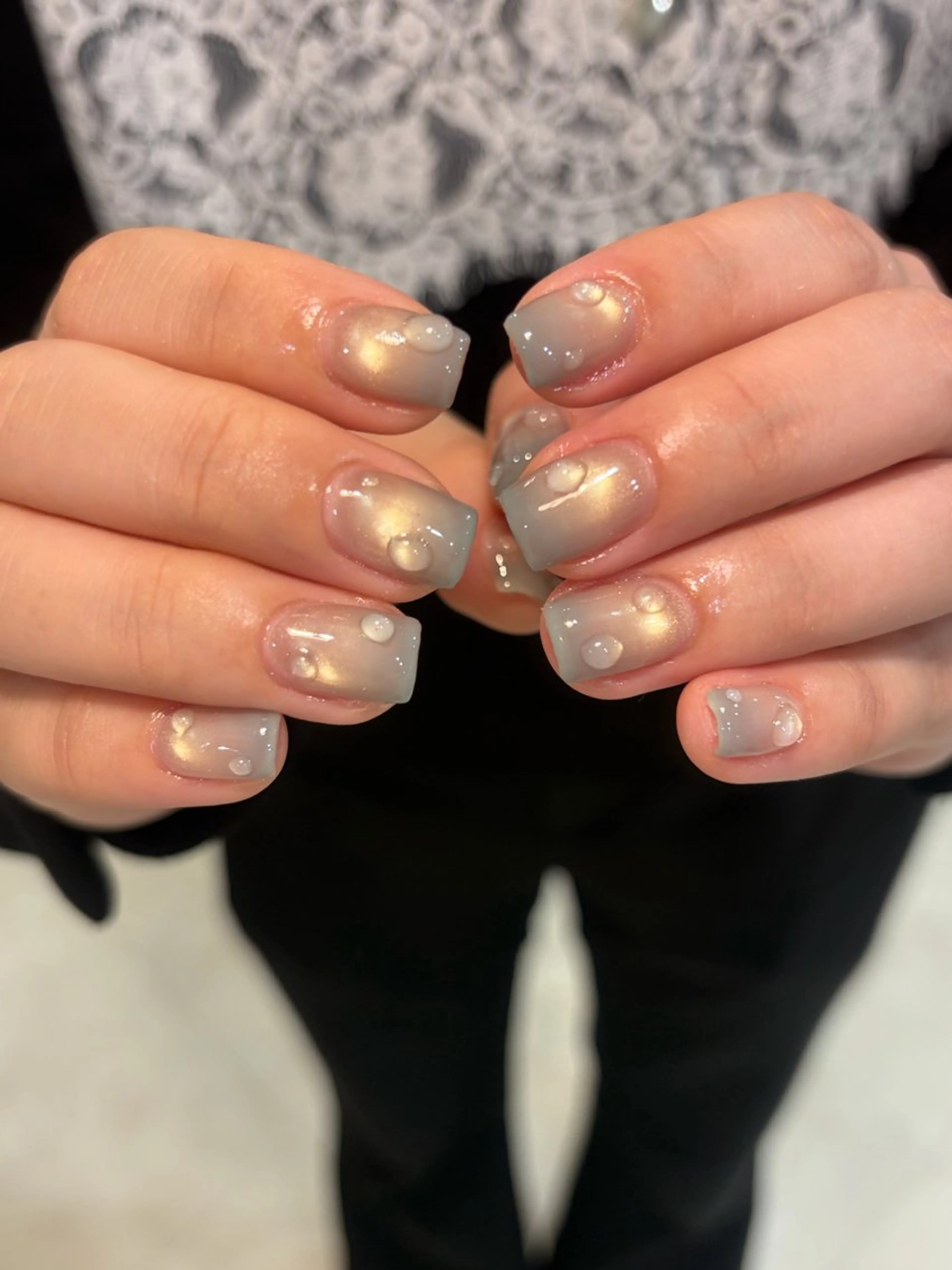 ネイル Salondevi2 isanaのネイルデザイン