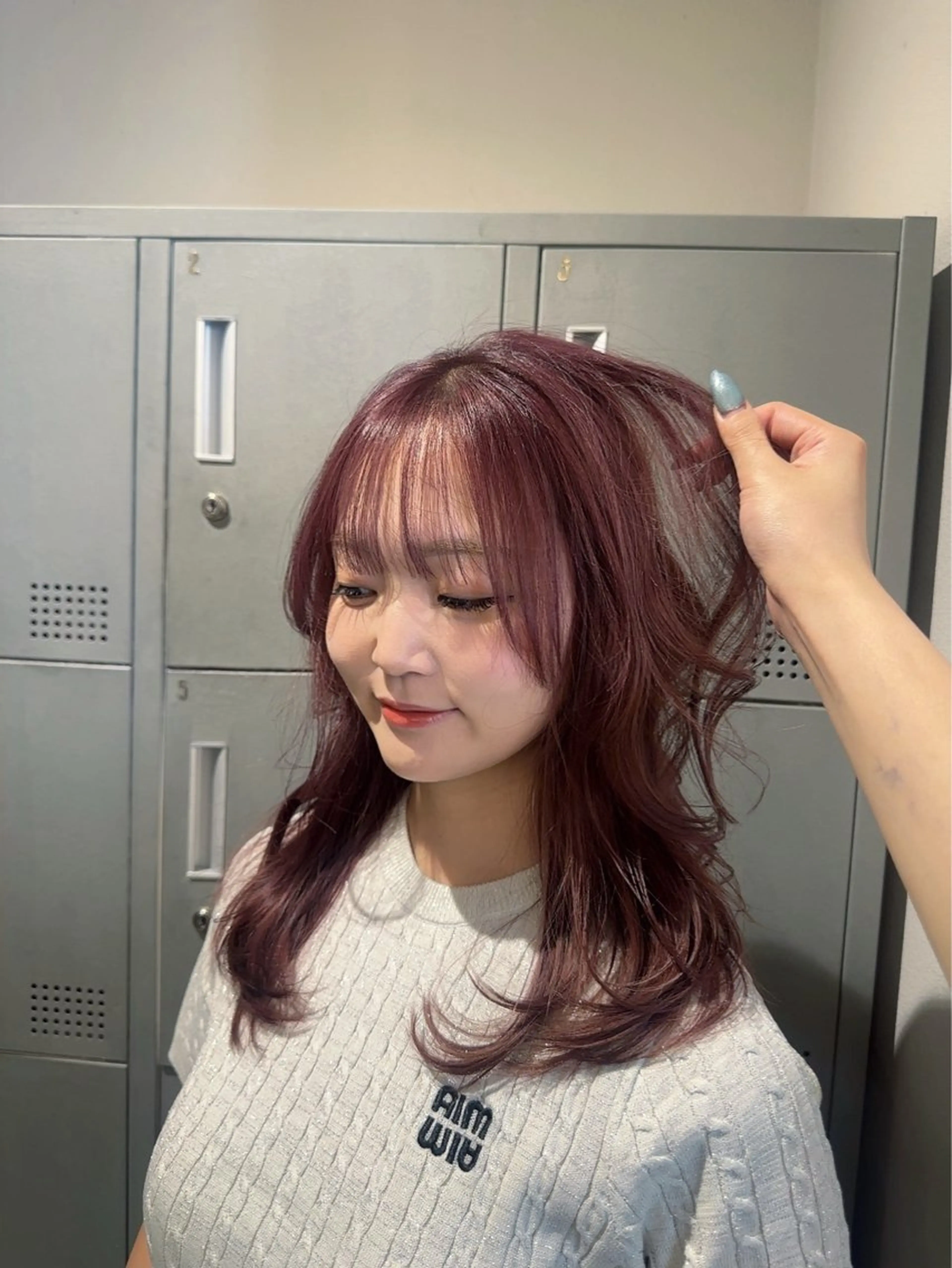 セミロング 透け感オリーブ/レイ ヤーカット/KaHoのヘアスタイル