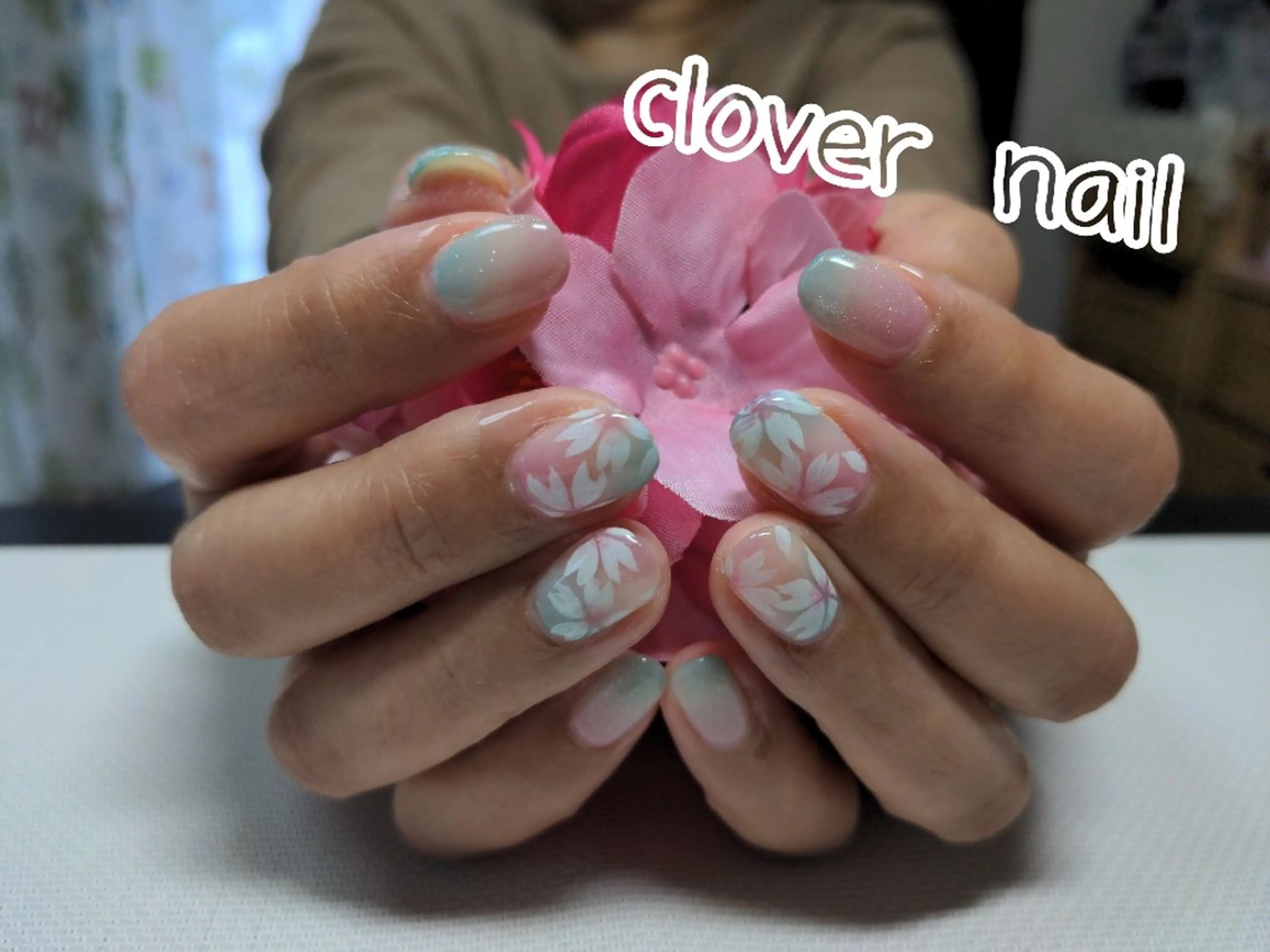 ネイル ハンドネイル clover nailのネイルデザイン