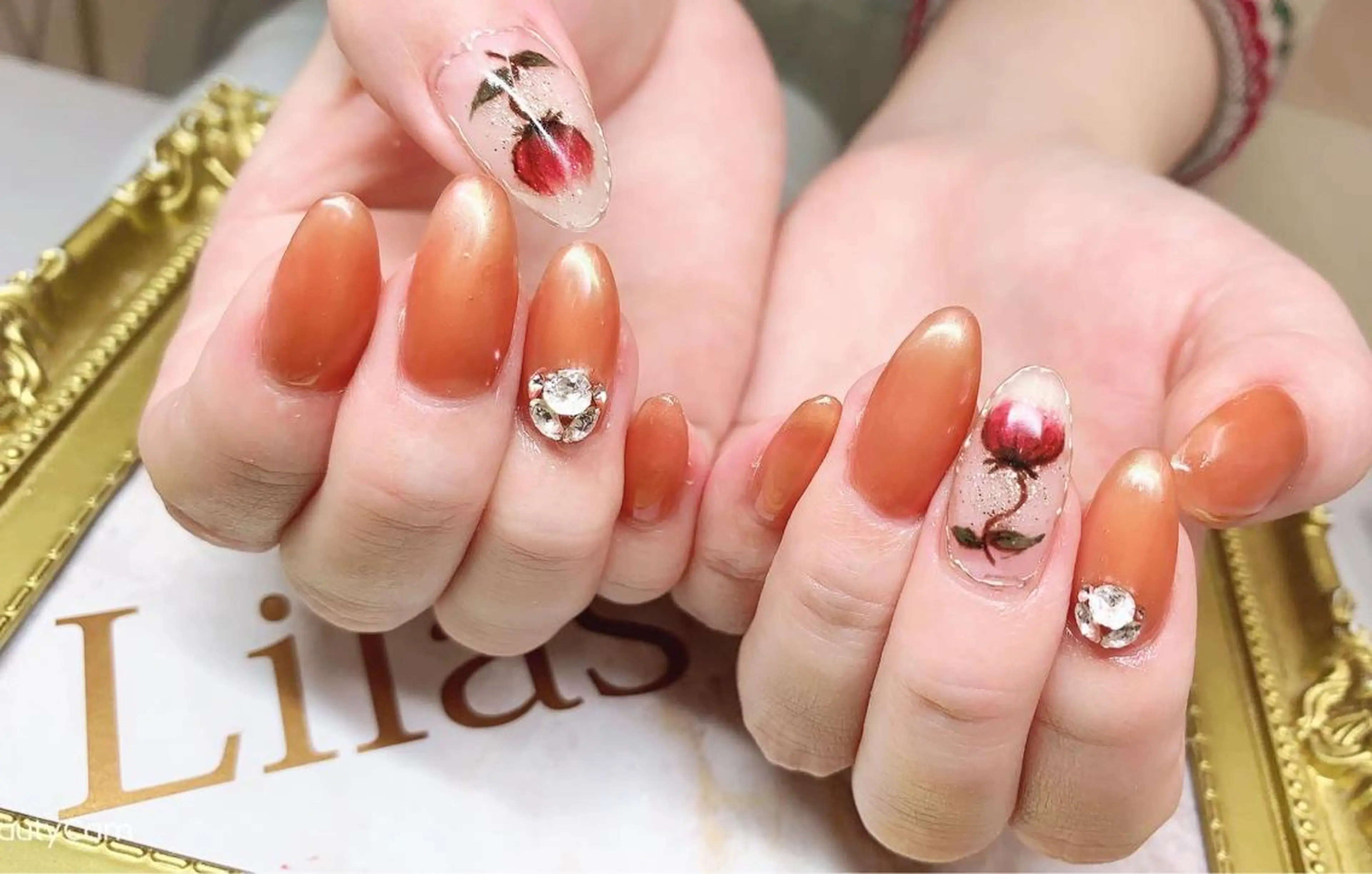 ネイル ジェルネイル ハードジェル キラキラネイル ロングネイル ニュアンスネイル Lilas Nailのネイルデザイン