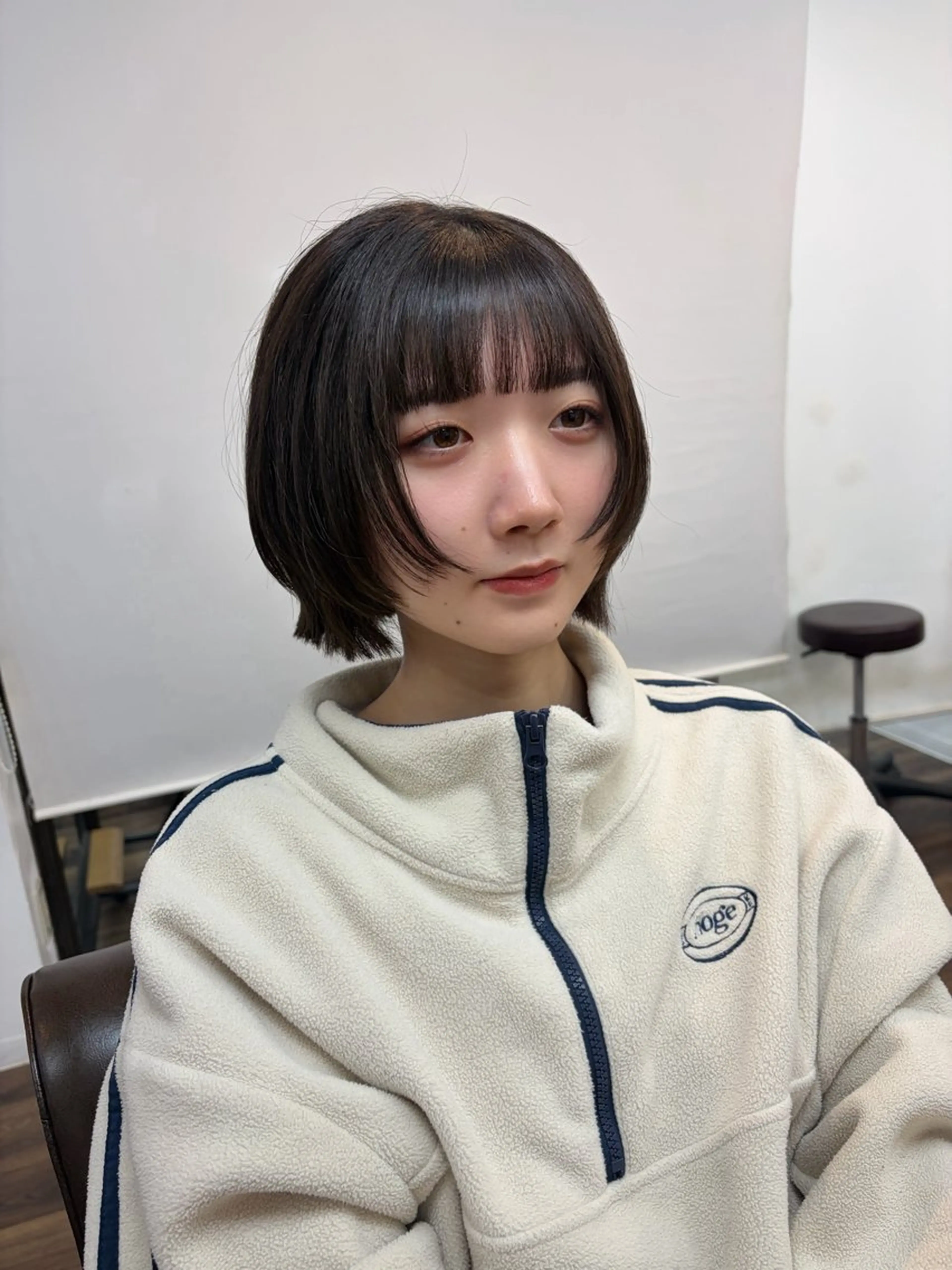 ショート ボブレイヤー ボブ レイヤーカット カット トリートメント ボブ/地毛風縮毛矯正 茉青🤍新宿代々木のヘアスタイル