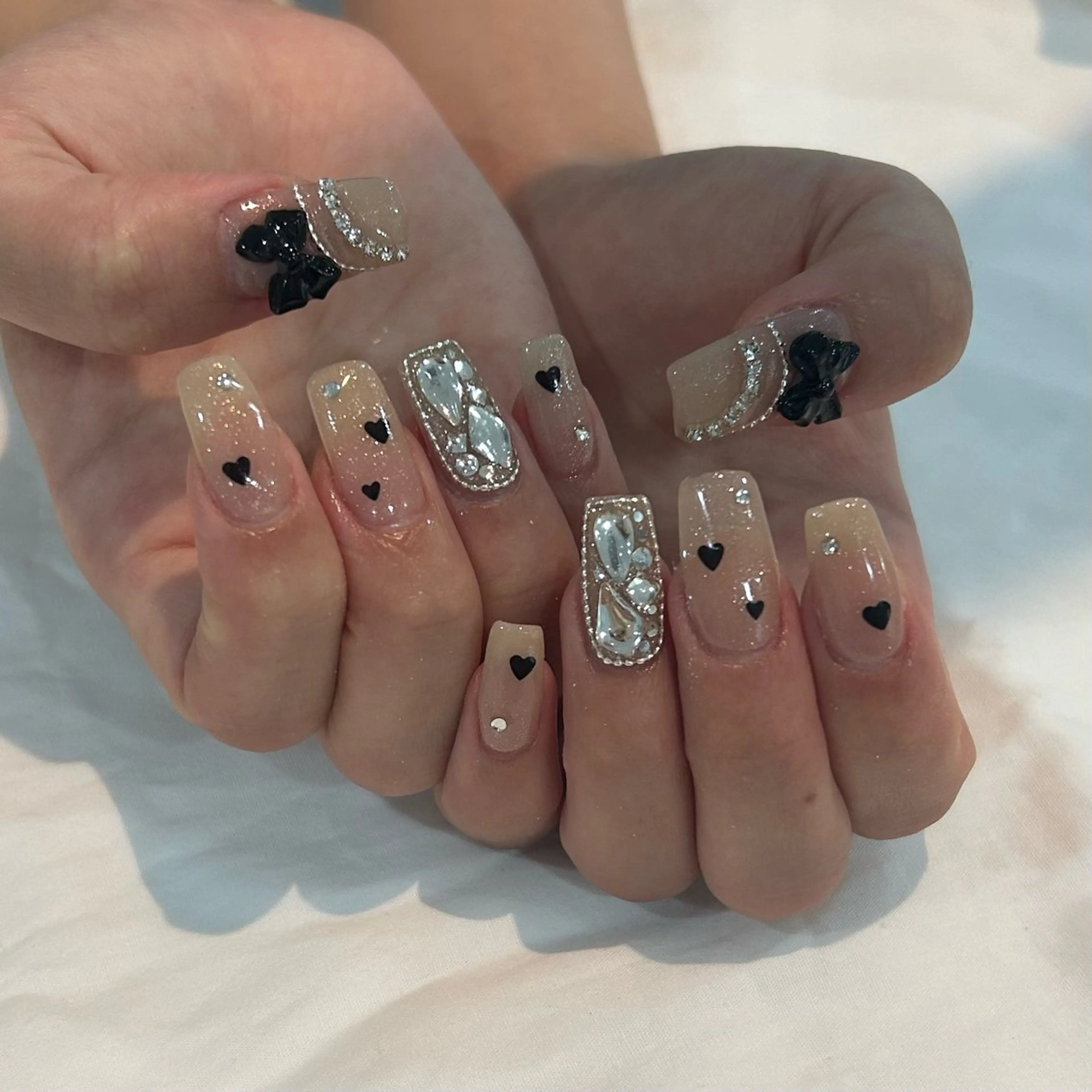 ネイル ハンドネイル . Natsumiのネイルデザイン