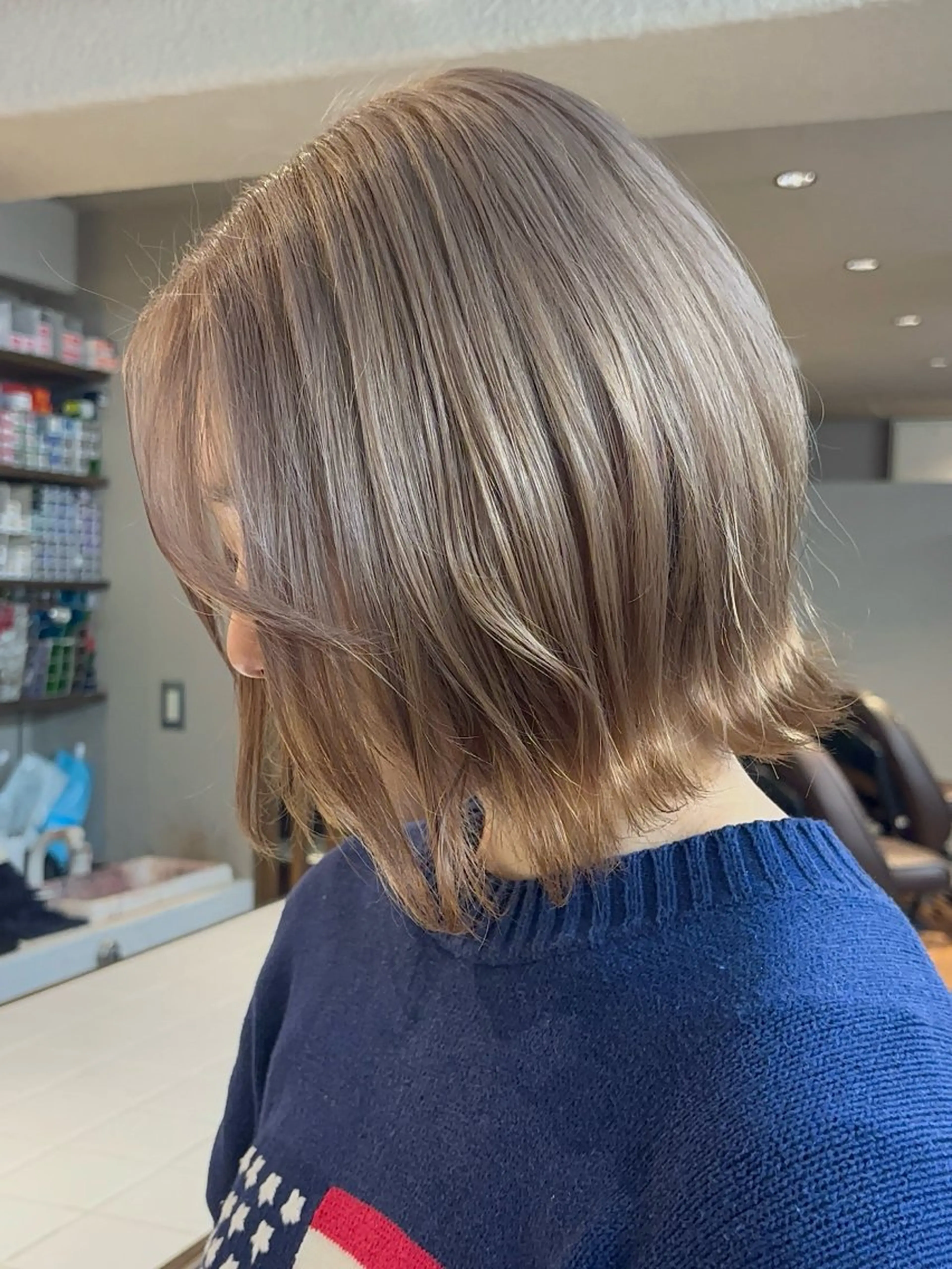 カラー ベージュカラー ブリーチ 透明感カラー ミルクティーベージュ ボブ ヘアカラー HIGA 🐾のヘアスタイル
