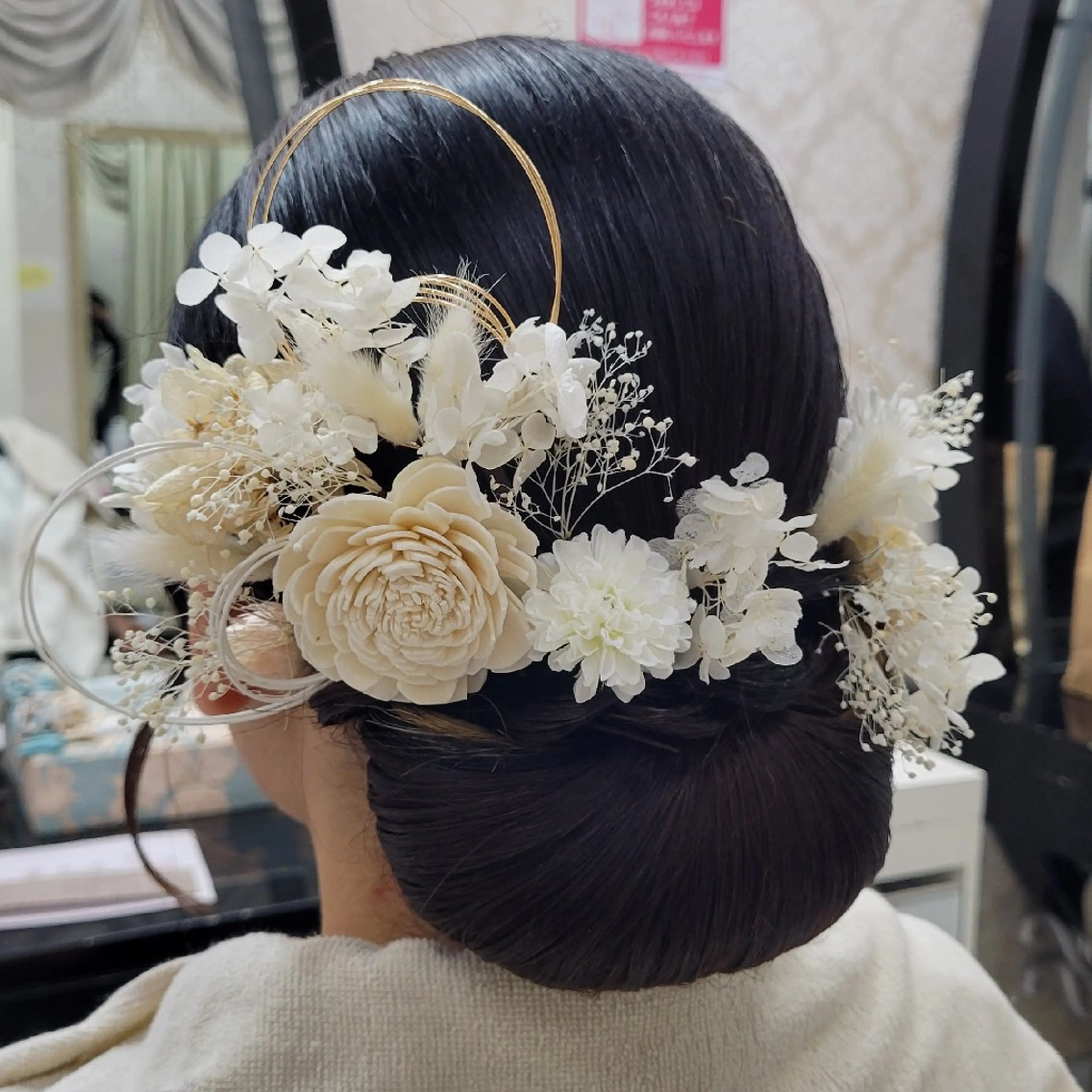 ヘアアレンジ 成人式 着付け ヘアメイクサロン Red Lipps のマツエク・マツパデザイン