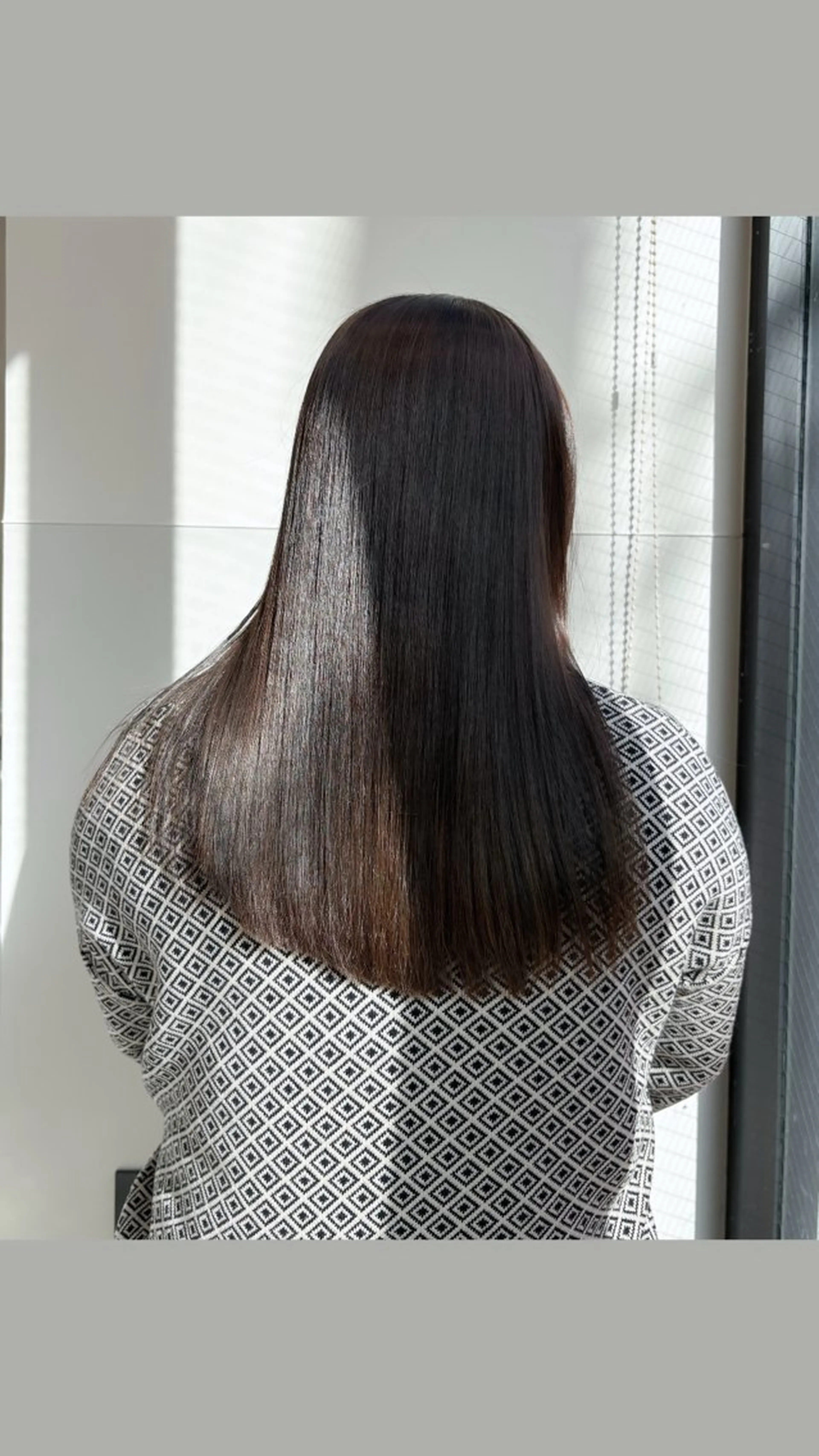 セミロング カラー パーマ ヘアアレンジ メンズ 髪質改善縮毛矯正 ブリーチなしRYOのヘアスタイル