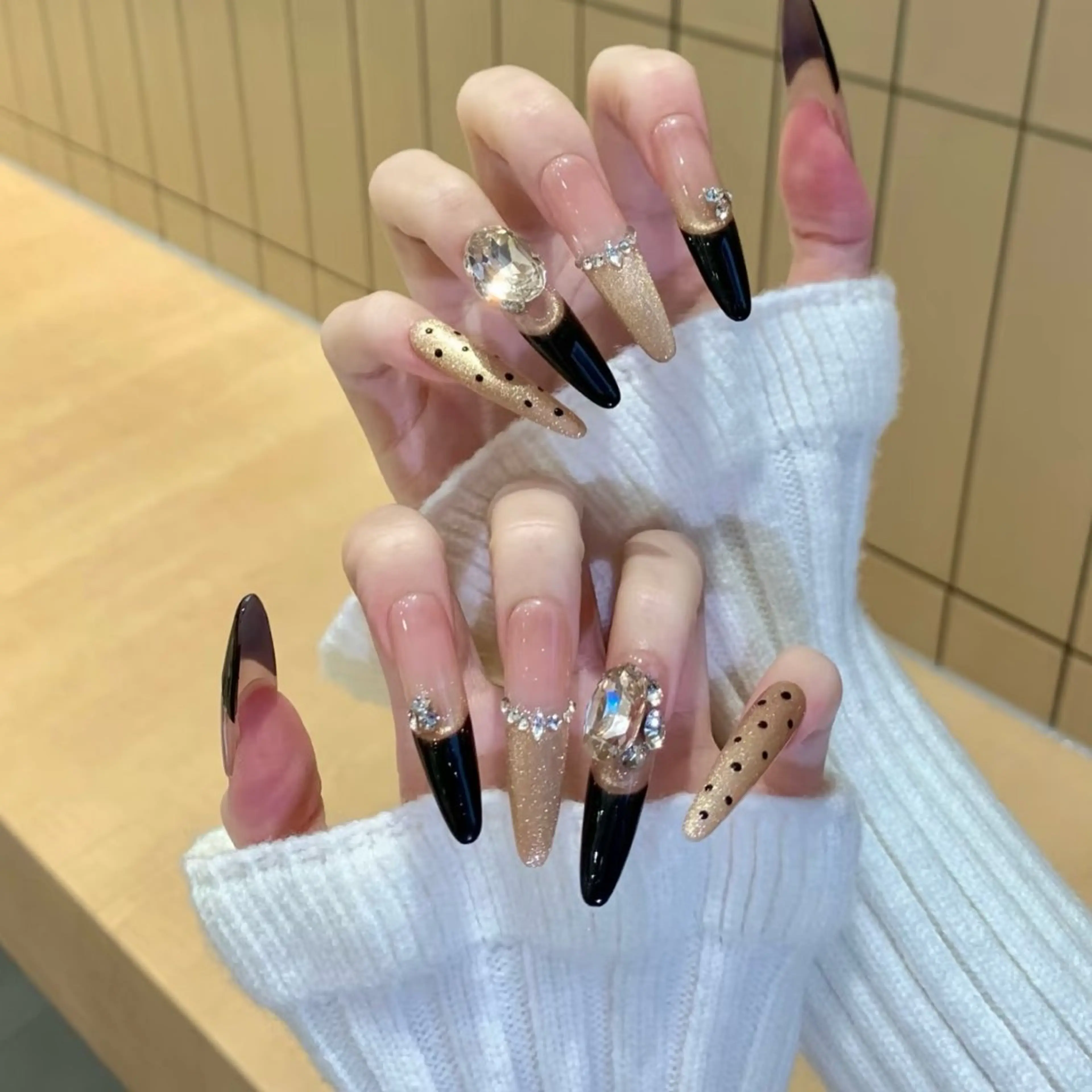 ネイル ハンドネイル 🎀 NaNa_nailのネイルデザイン
