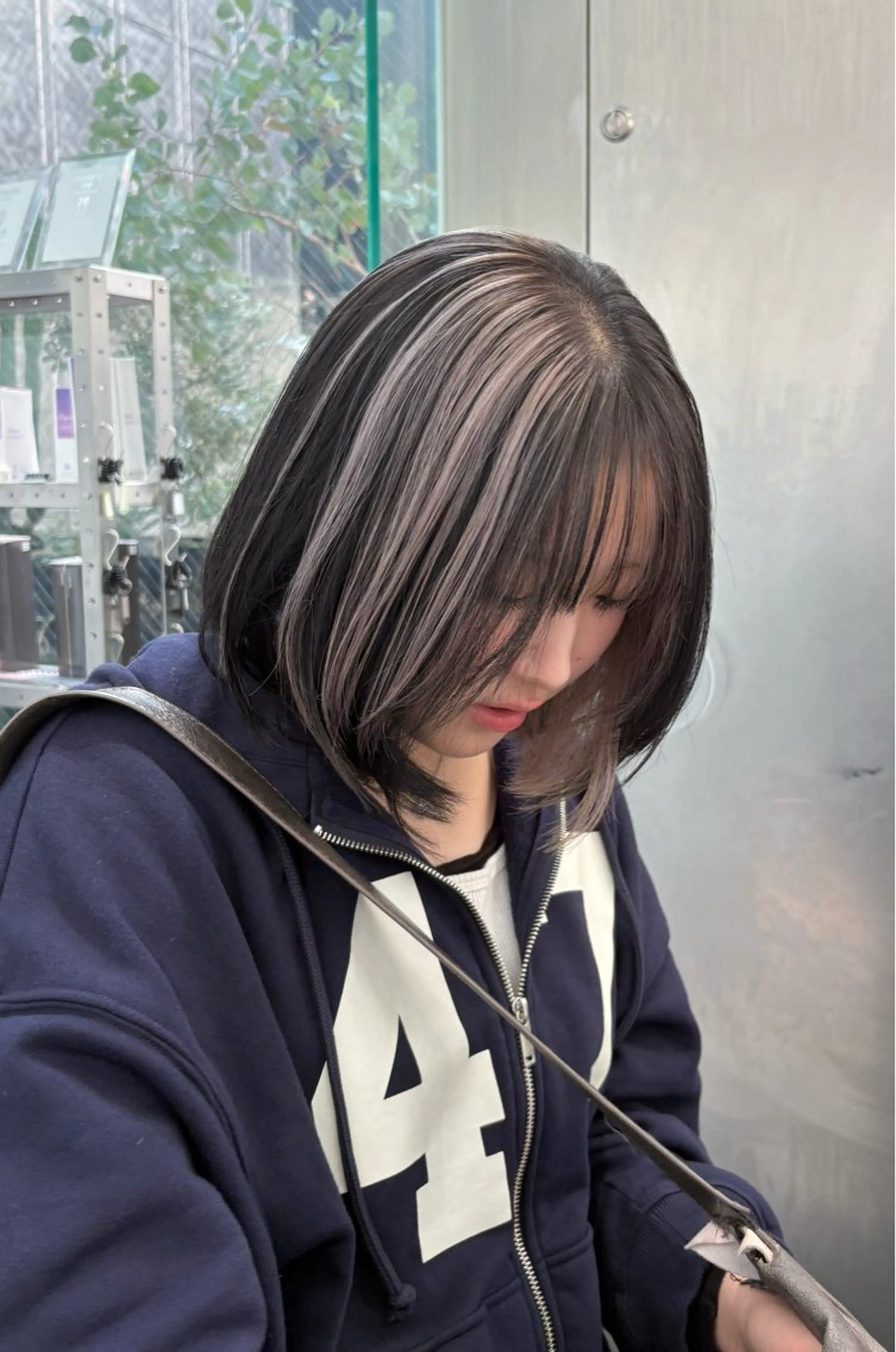 ショート カラー ヘアカラー オノ テンタのヘアスタイル