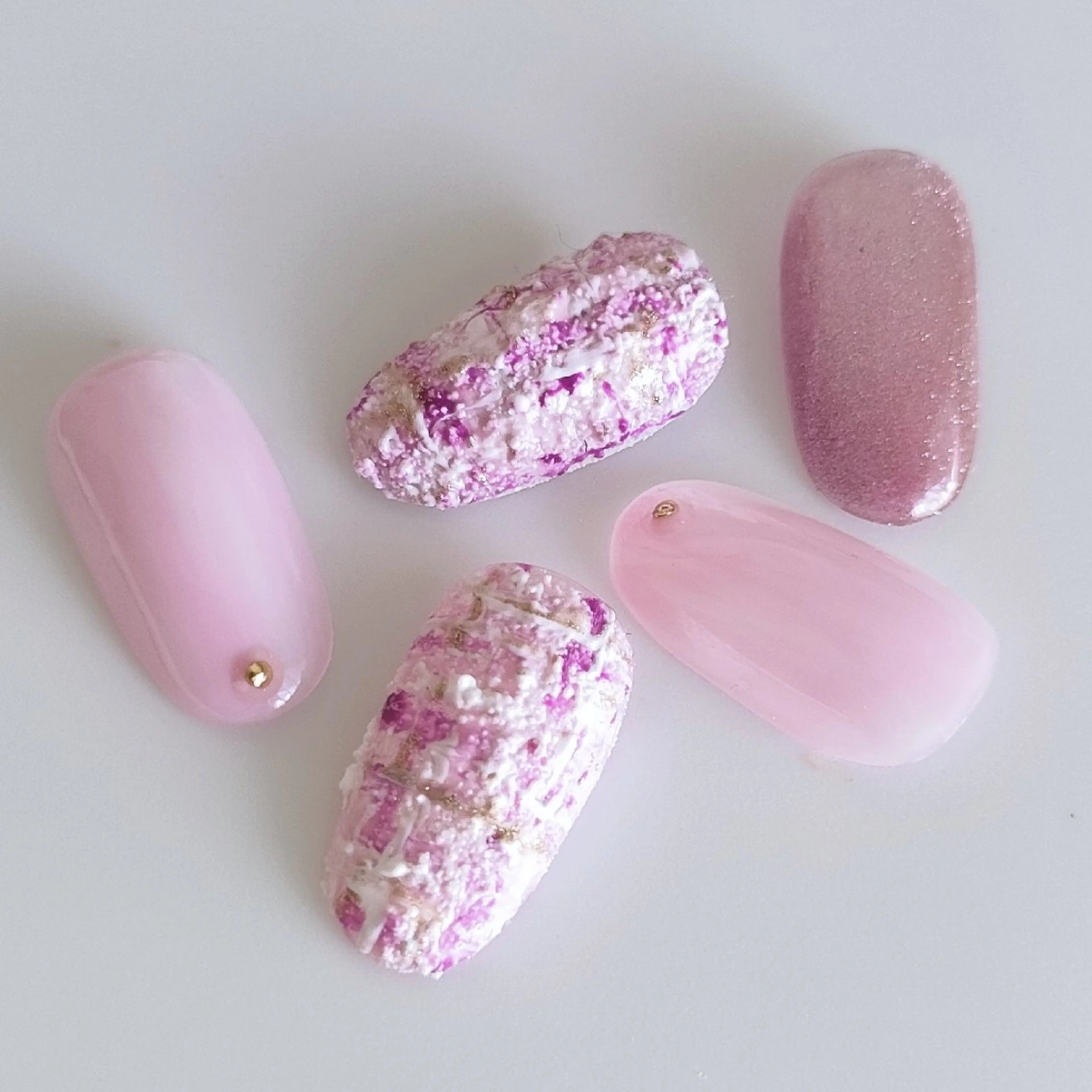 ネイル ピンク 春ネイル ツイードネイル lei🌼 nailroomのネイルデザイン