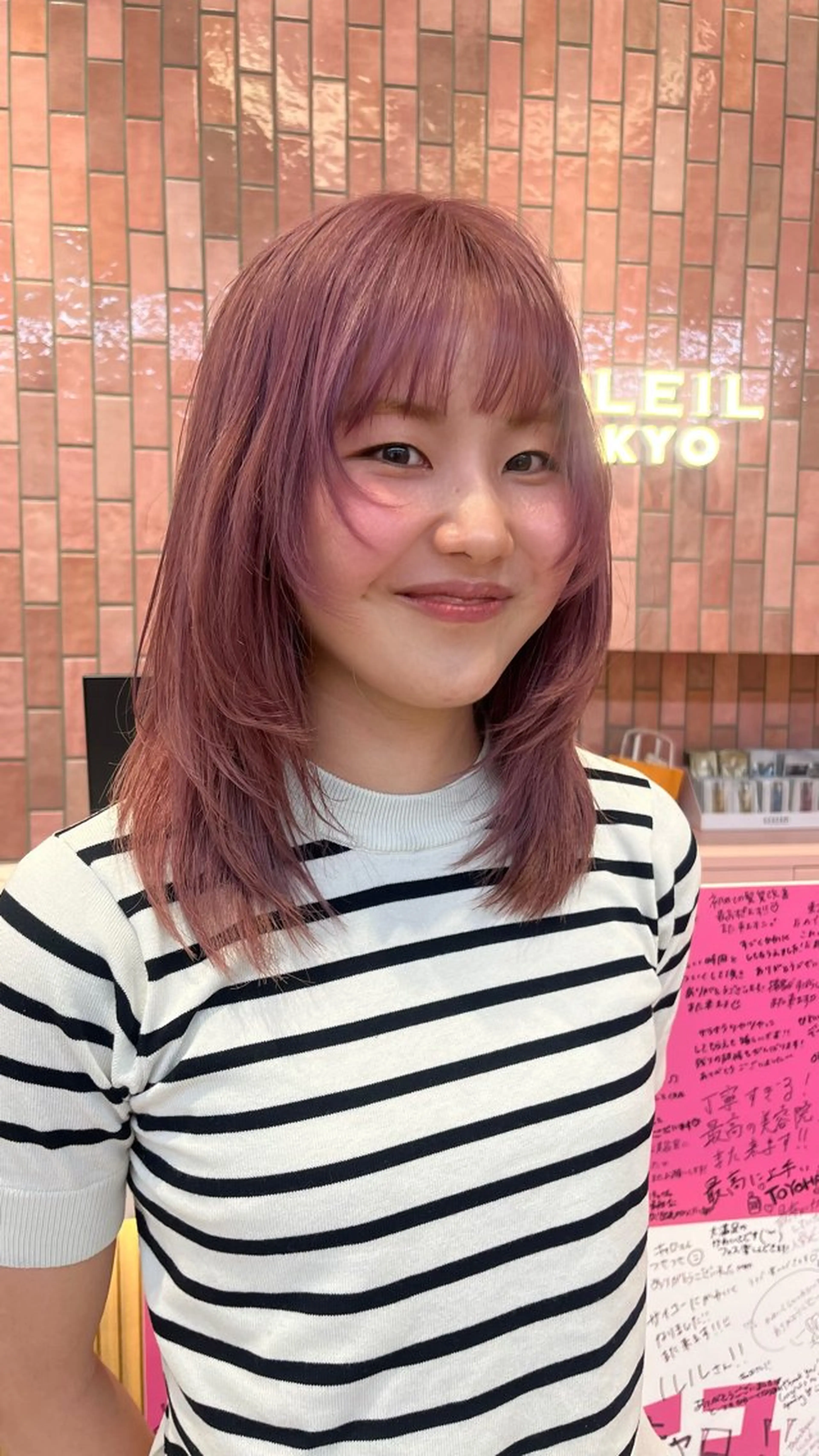 セミロング カラー 柔らかい艶暖色 レイヤー🫧姫汝のヘアスタイル