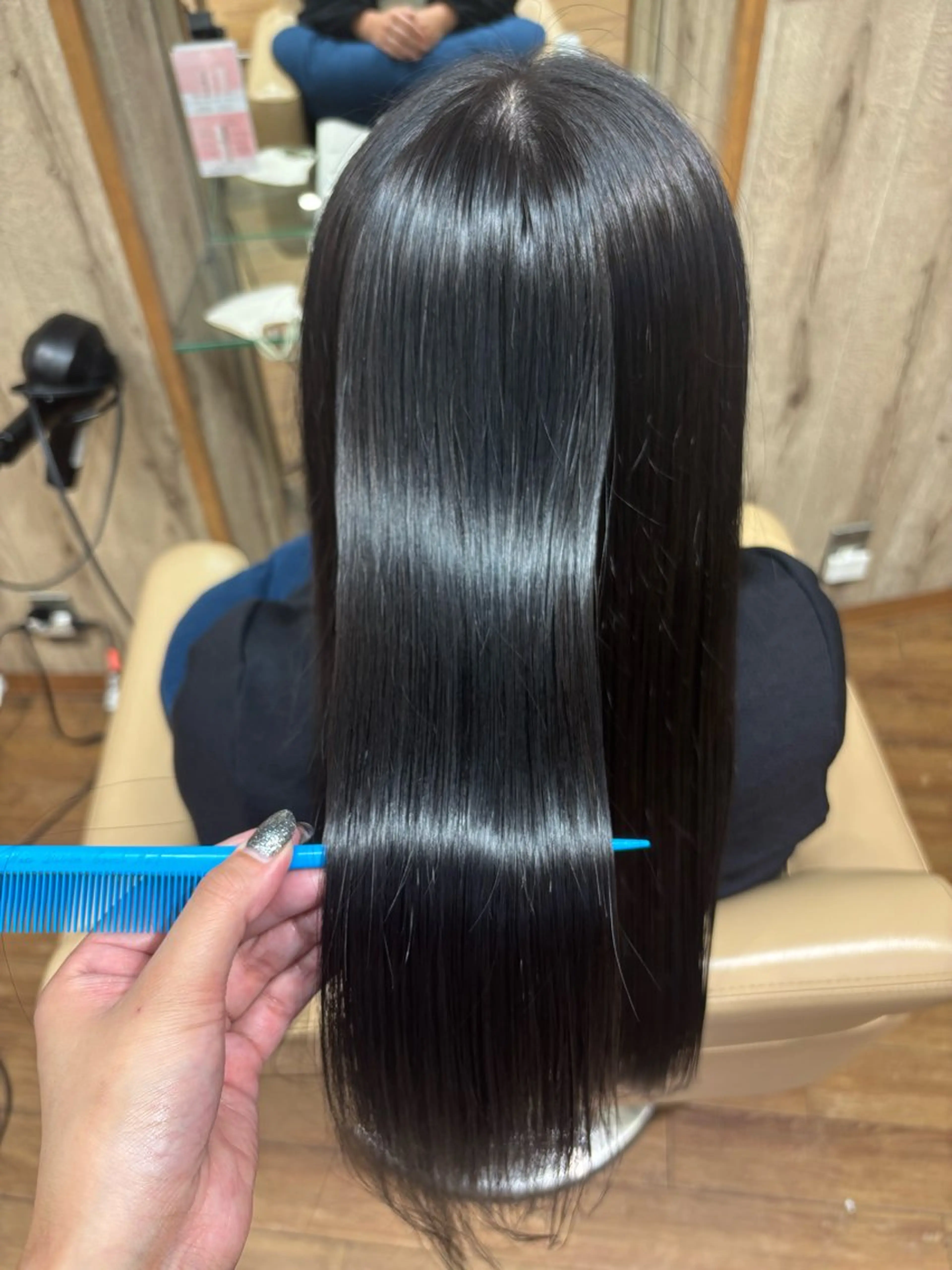 カラー 多田 初音のヘアスタイル