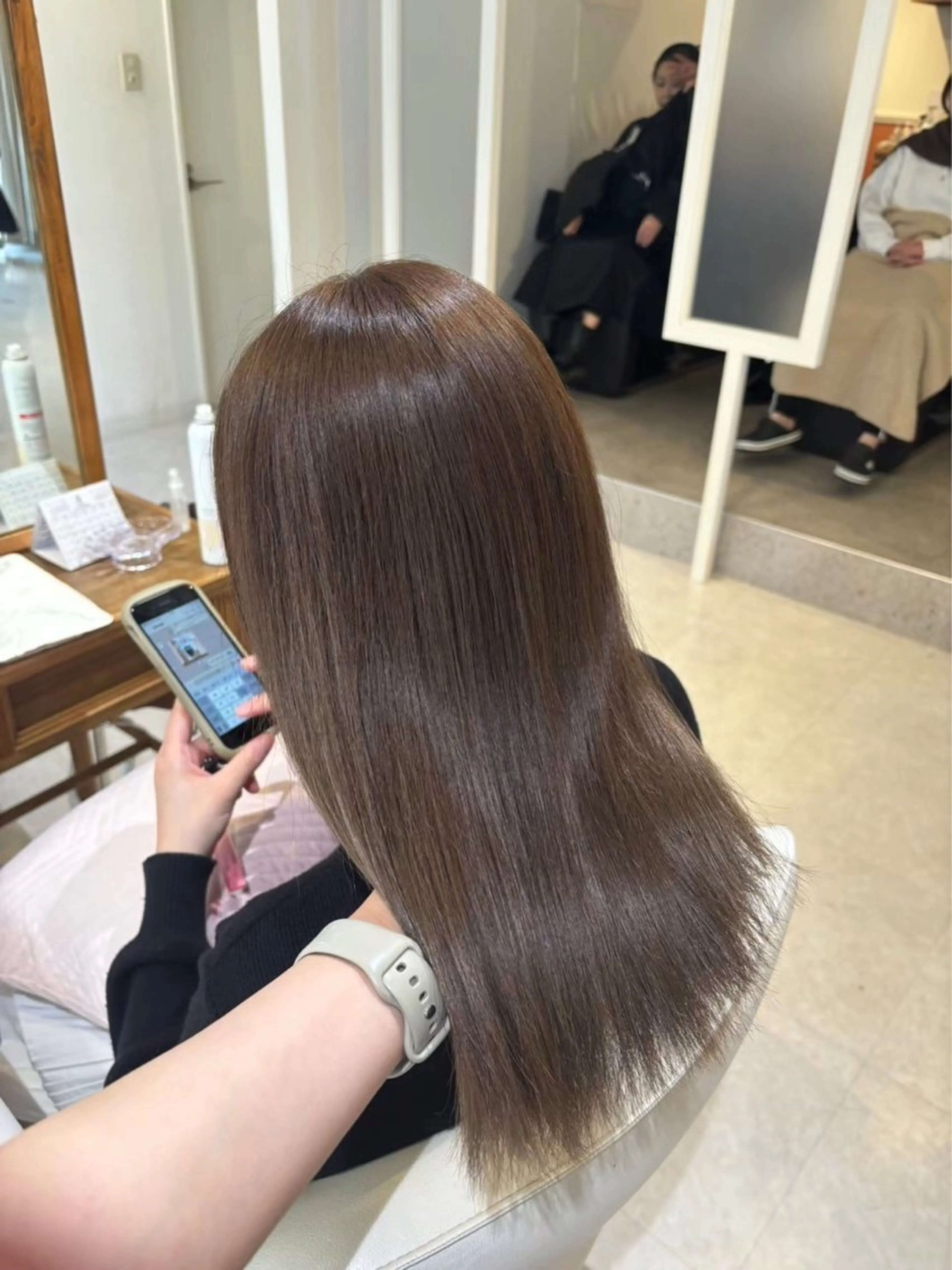 カラー ヘアカラー 中山 知優のヘアスタイル