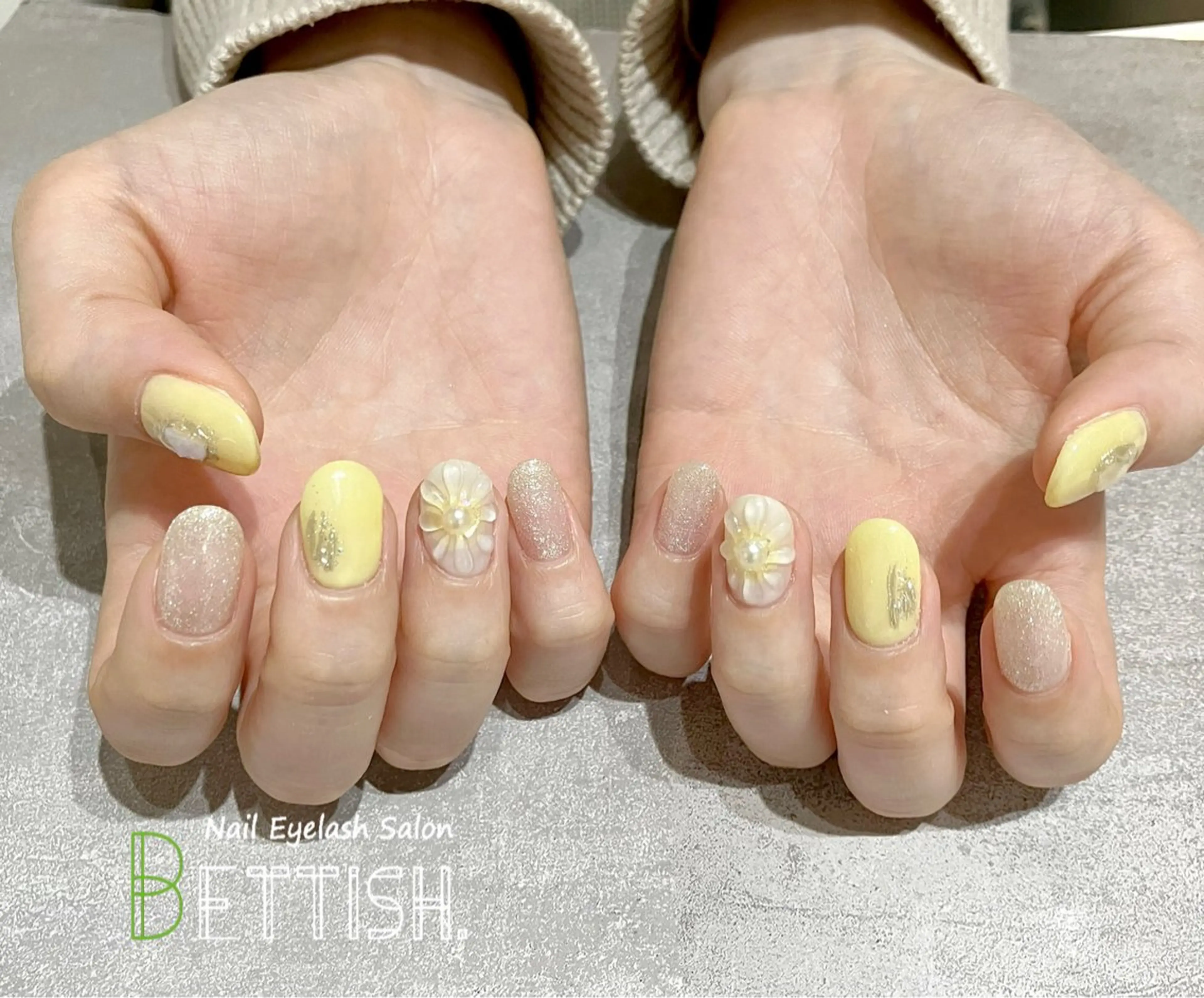 ネイル 黄色 BETTISH. KUMIKO☺︎︎のネイルデザイン
