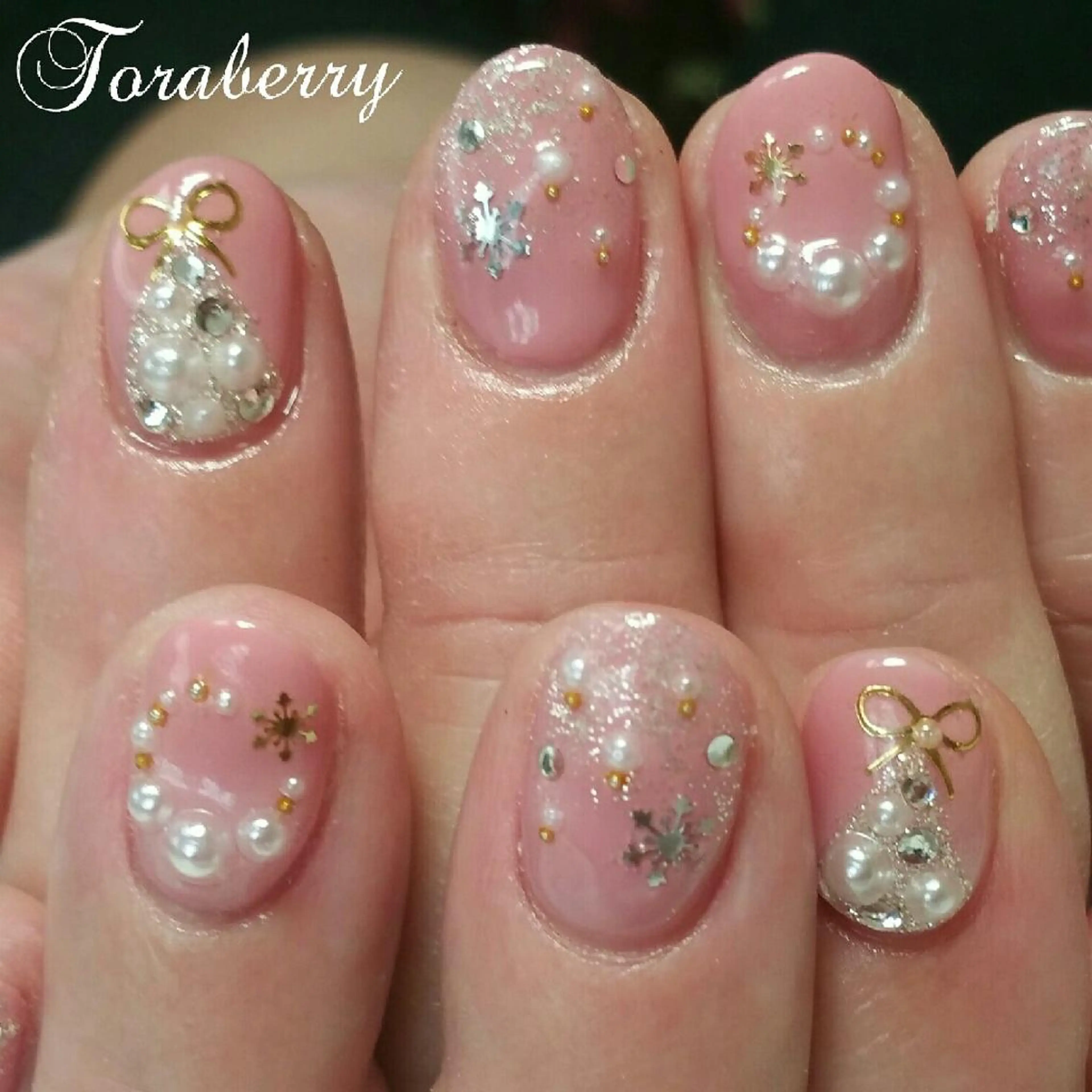 ネイル 冬ネイル クリスマス ハンドネイル ネイリスト なつみのネイルデザイン