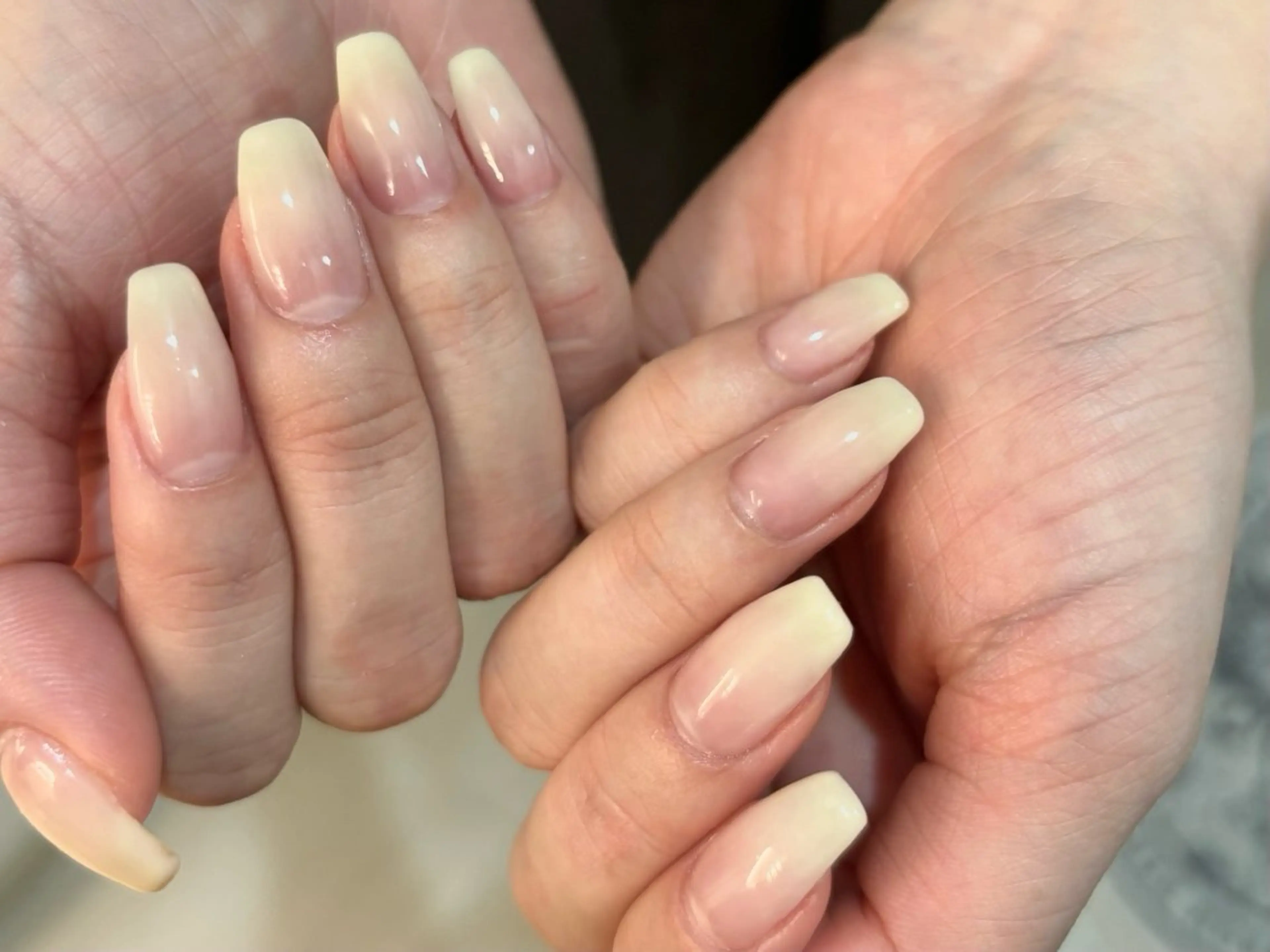 ネイル ハンドネイル SLily+ Erinaのネイルデザイン