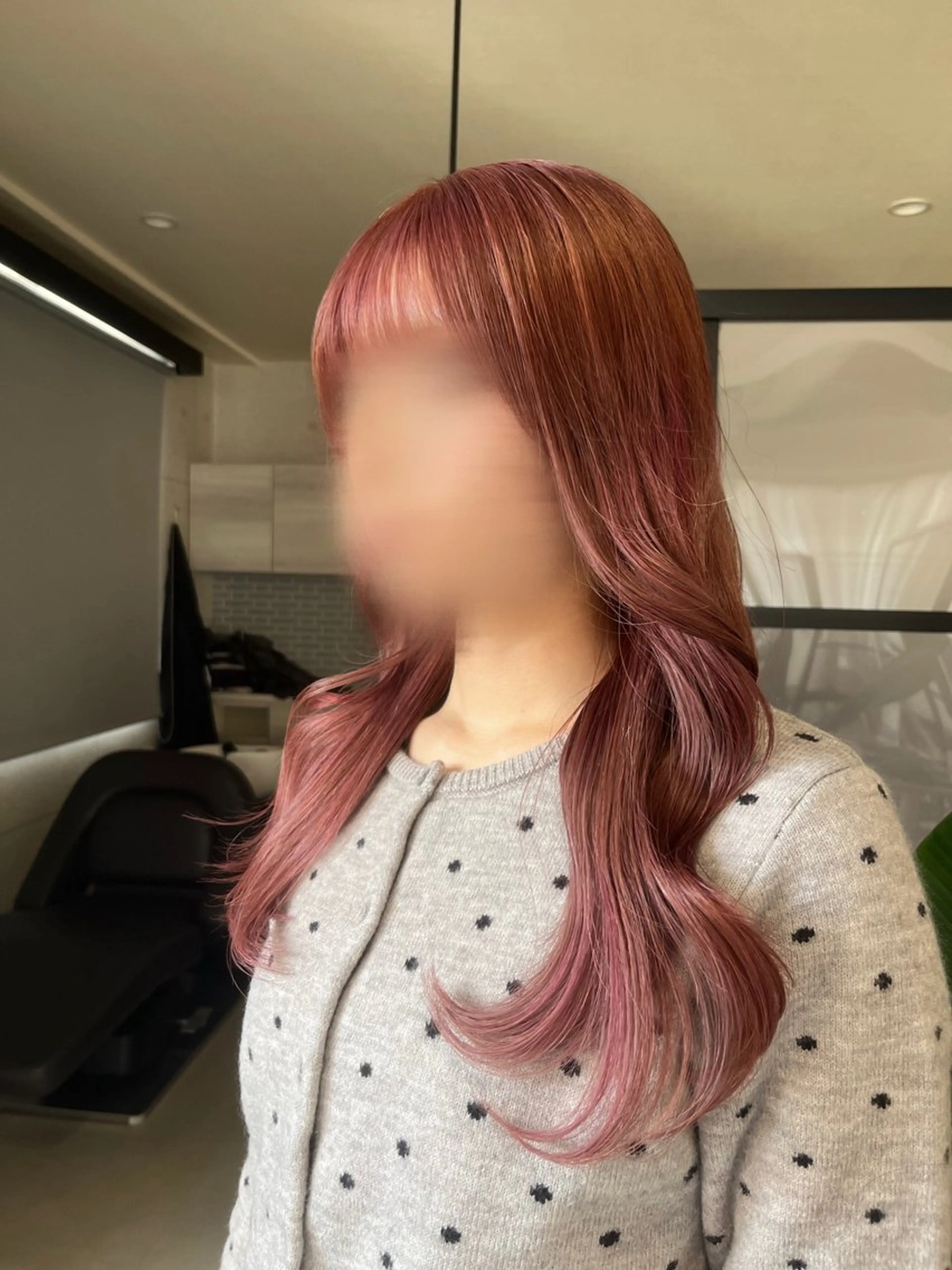 ブリーチカラー+カット+トリートメントの写真