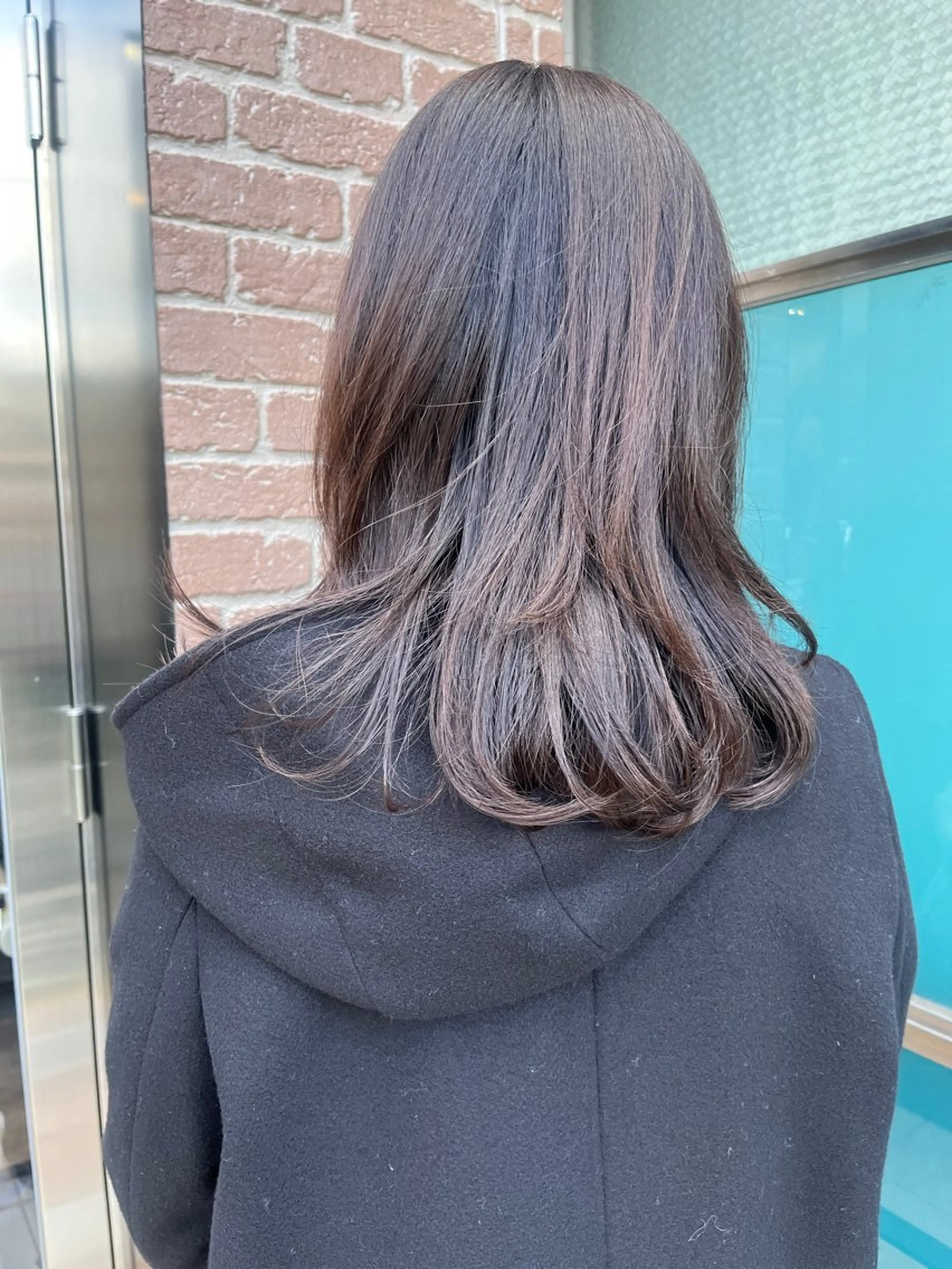 セミロング カラー 久木原 ゆりのヘアスタイル