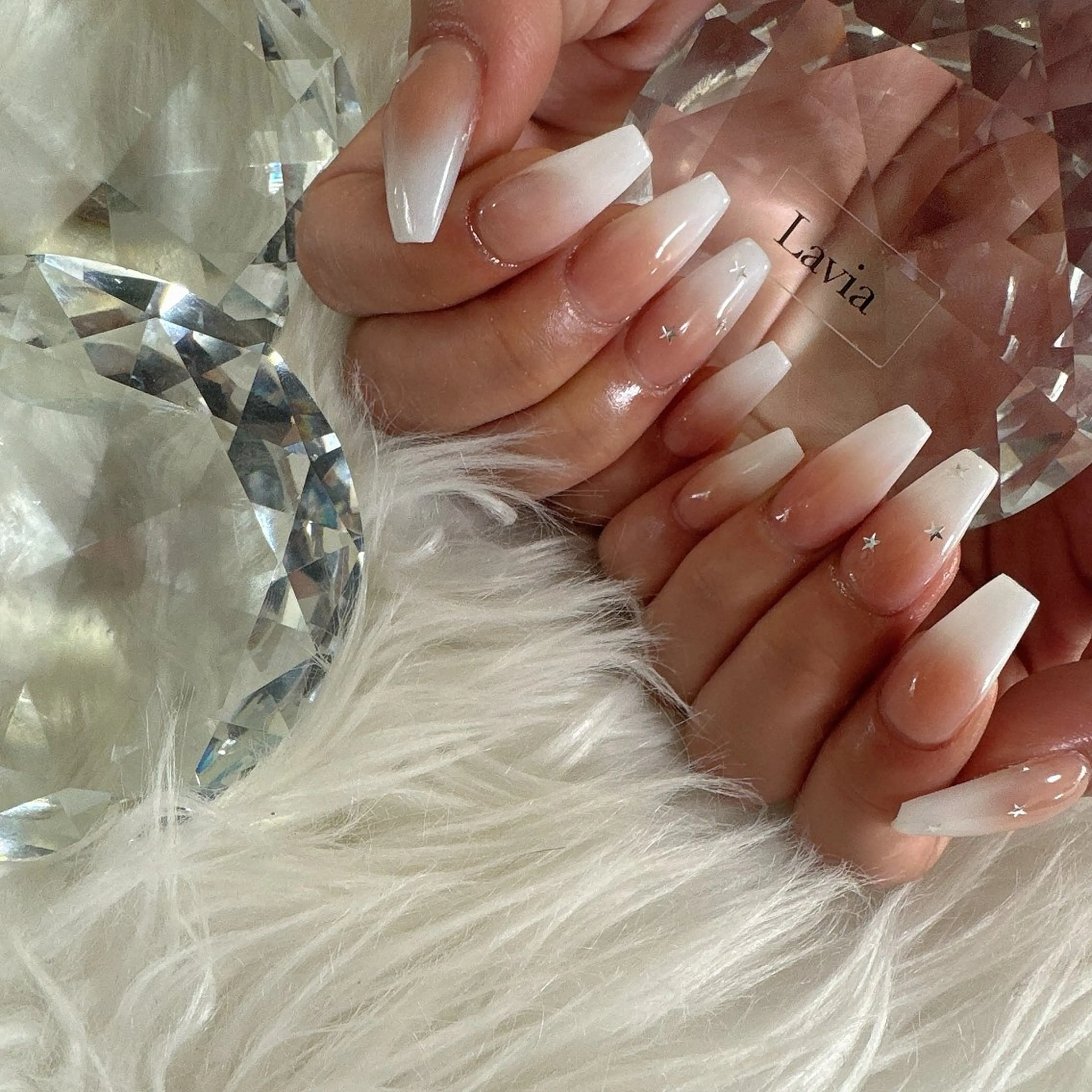 ネイル lavia🖤 ayumiのネイルデザイン