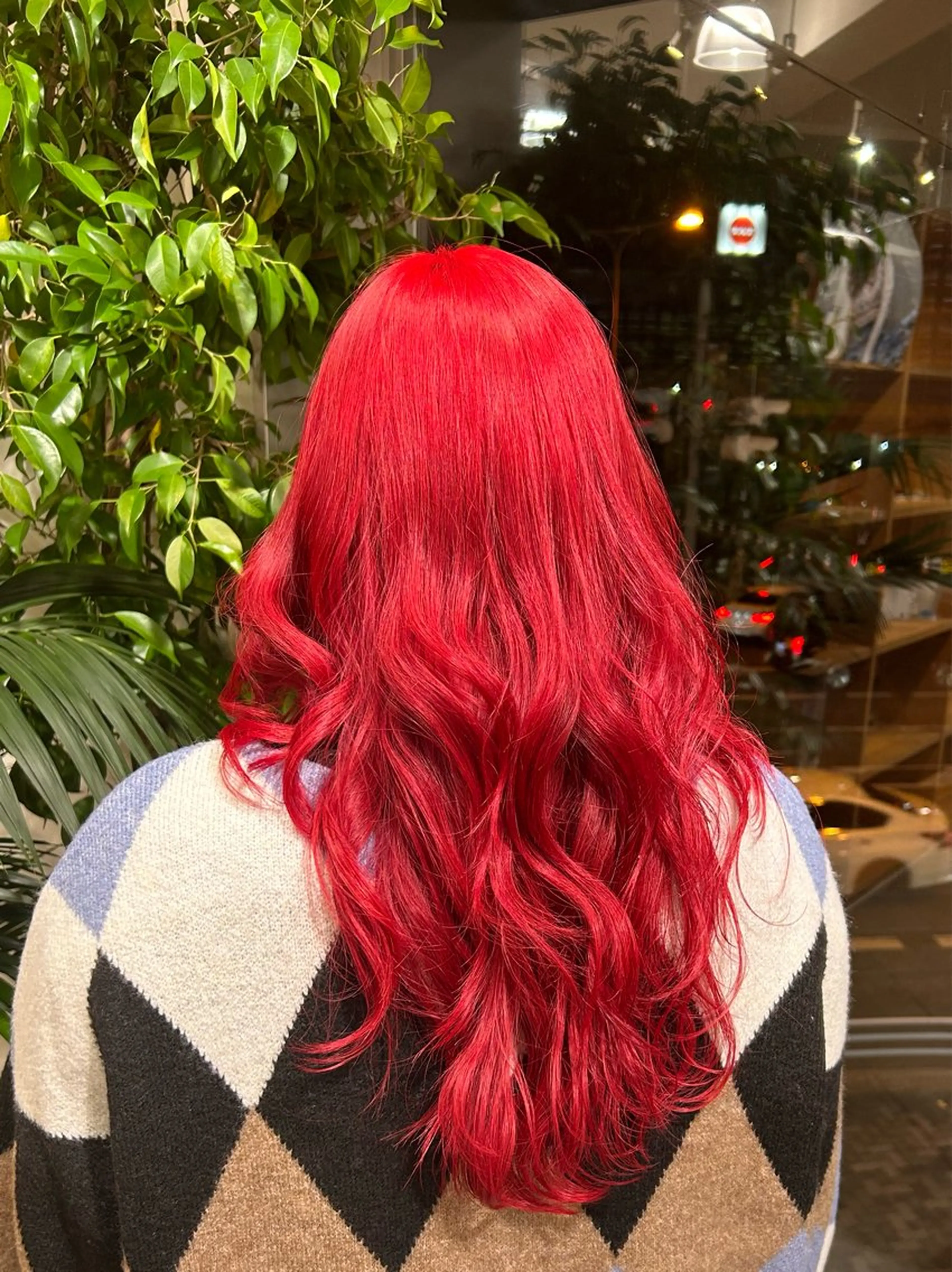 ロング カラー シオカワ ケンショウのヘアスタイル