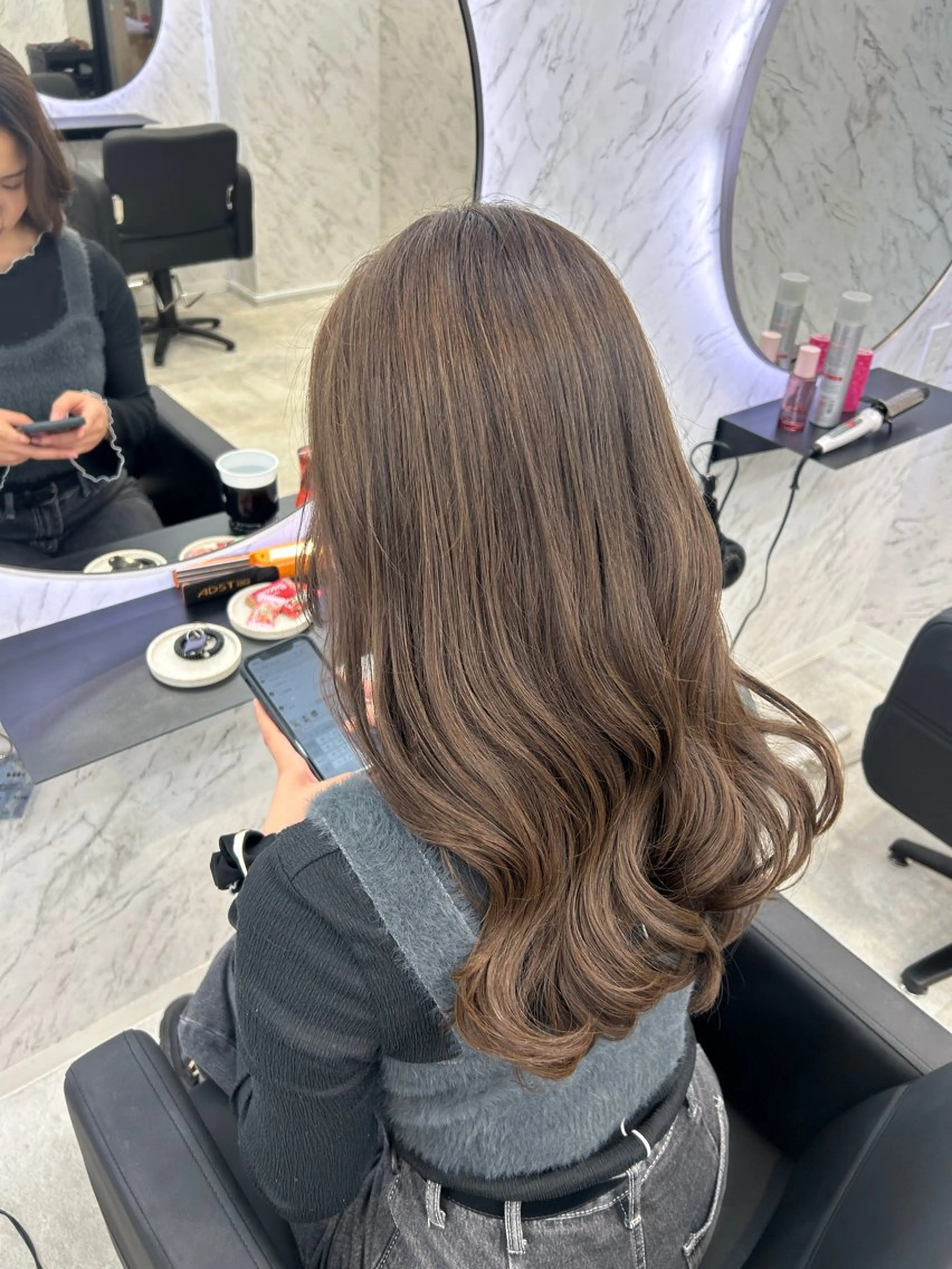 ロング カラー ベージュカラー オリーブベージュ ヘアカラー カット¥1100 ✂️MIUのヘアスタイル