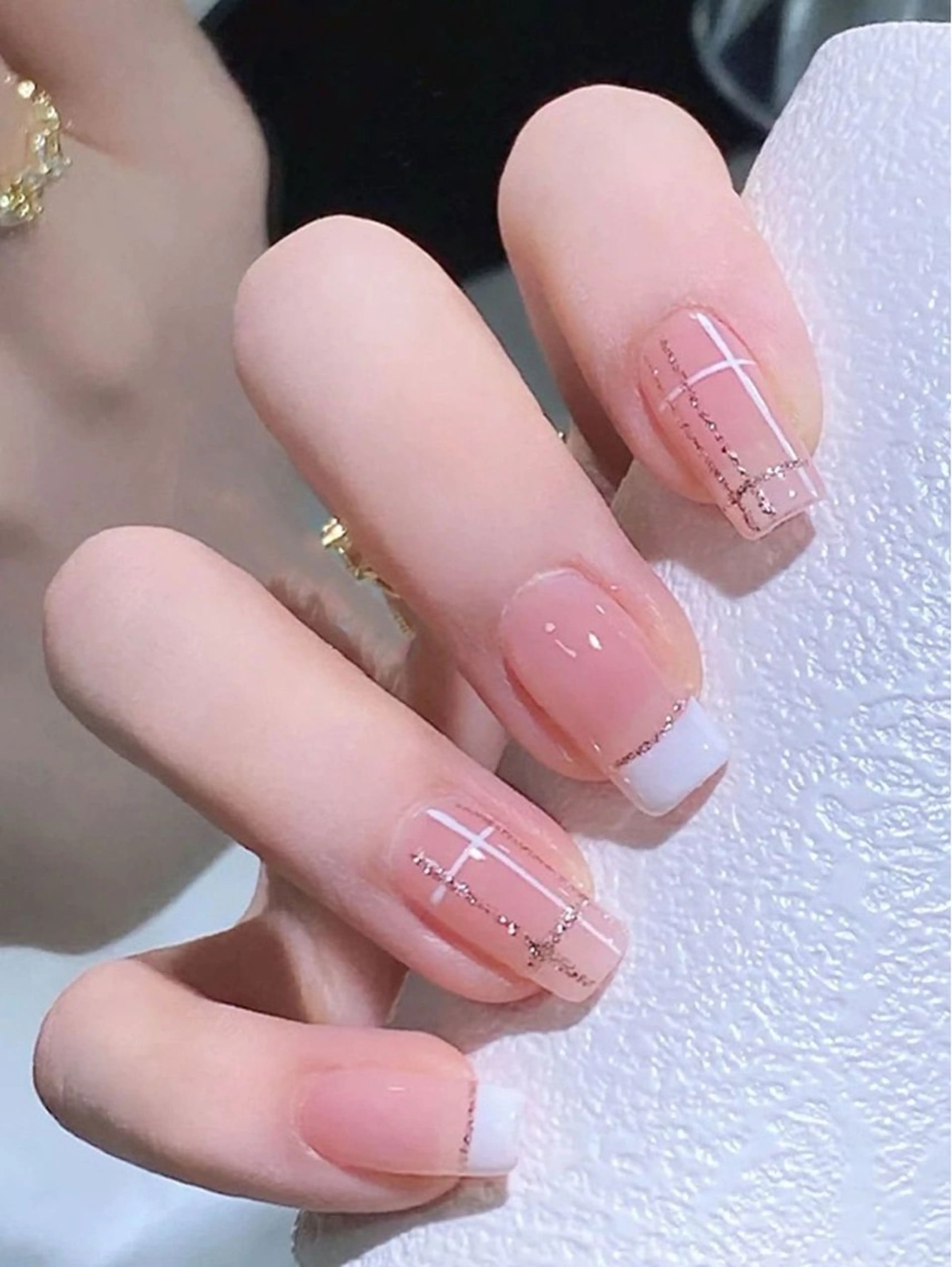 ネイル 長さ出し フレンチネイル グラデーション 卒業式 マグネットネイル MIHANA NAILのネイルデザイン