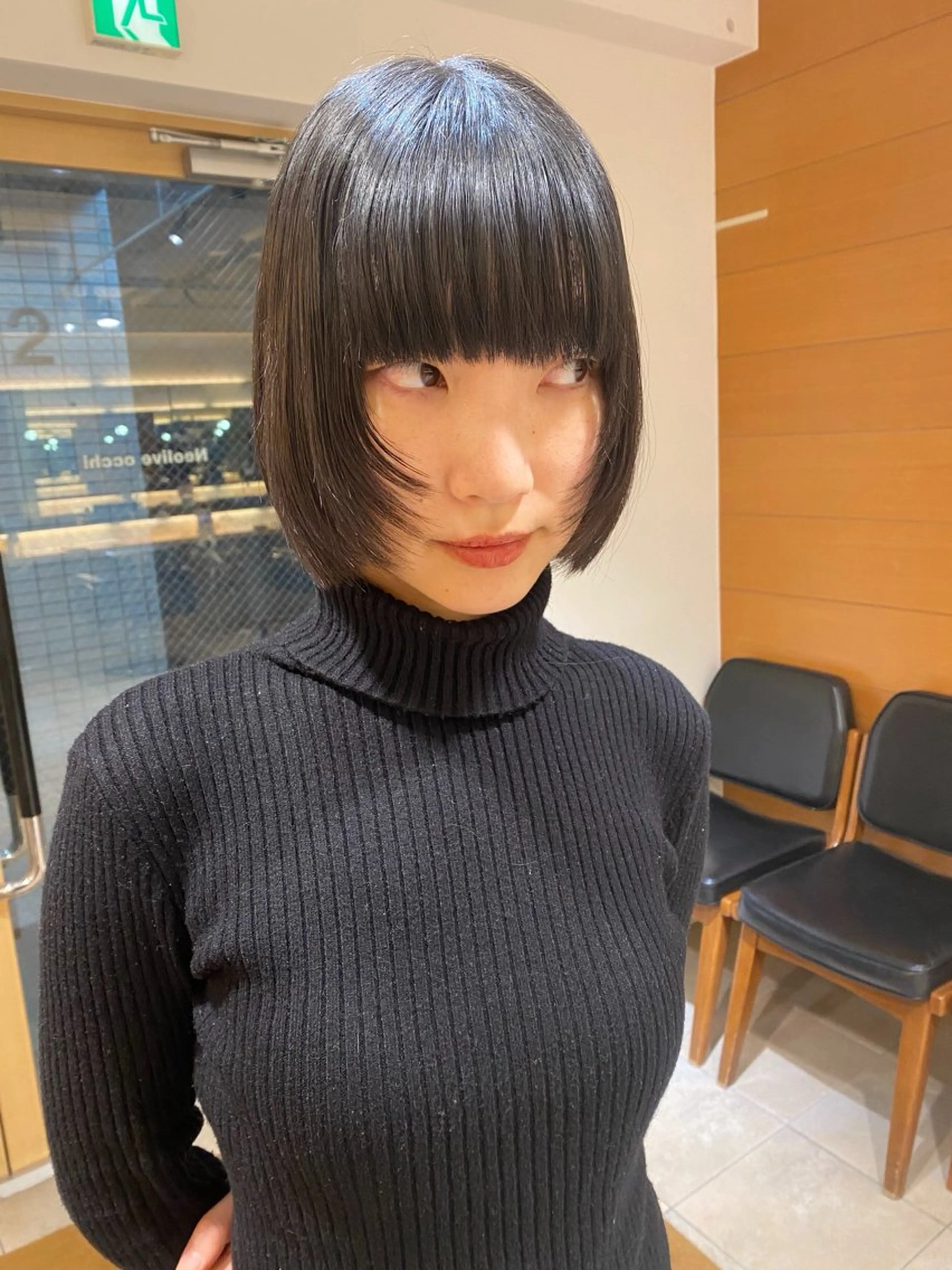 ショート 顔まわりレイヤー レイヤーカット 谷川あかり /ナチュラルパーマのヘアスタイル