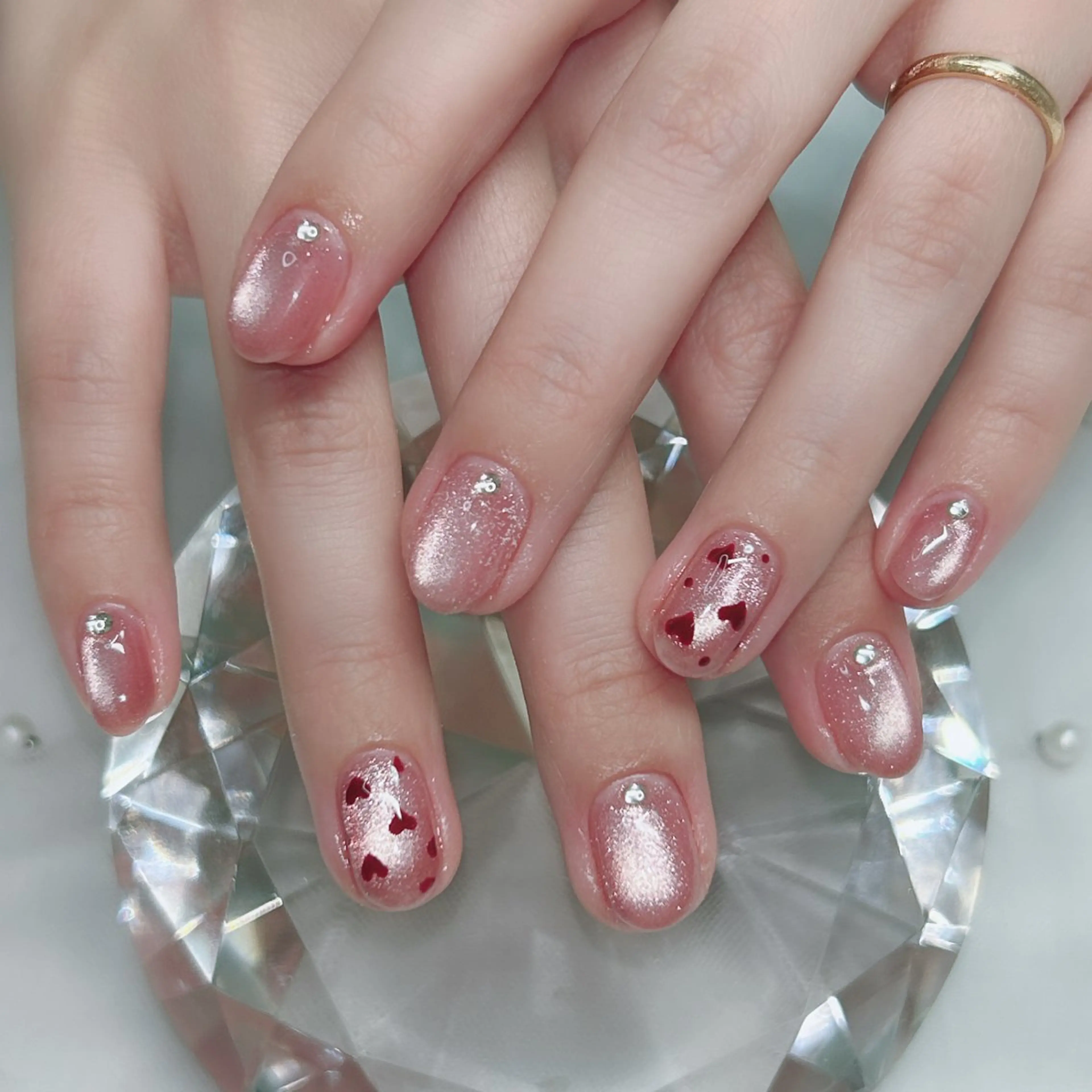 ネイル オーロラネイル ミラーネイル オフィスネイル ワンカラーネイル シンプルネイル ハンドネイル Cute Tips nailのネイルデザイン