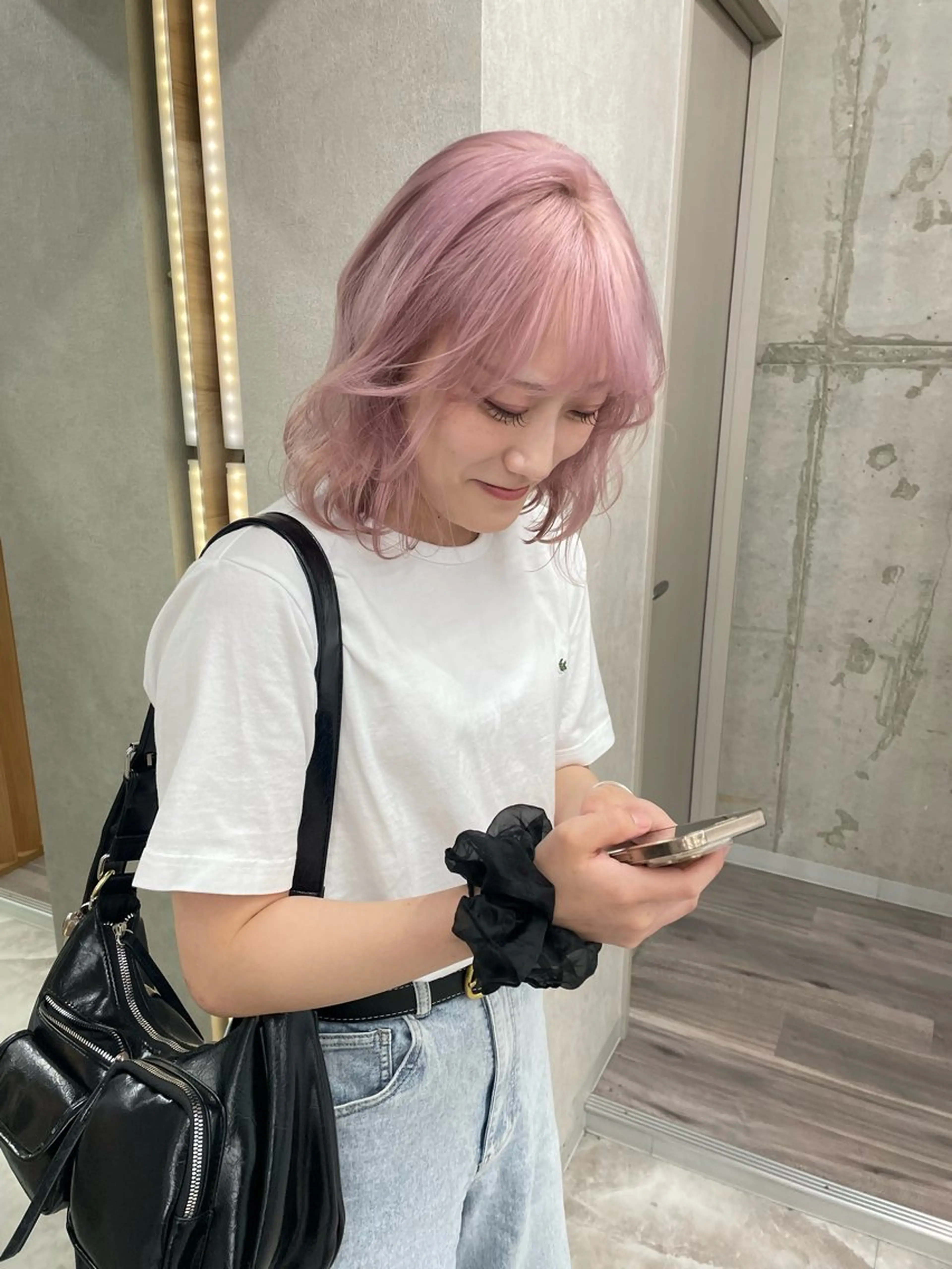 ミディアム カラー ブリーチ ブロンド ケアブリーチ ダブルカラー ラベンダーカラー ヘアカラー ブリーチ/ベージュ 💕/momoaのヘアスタイル
