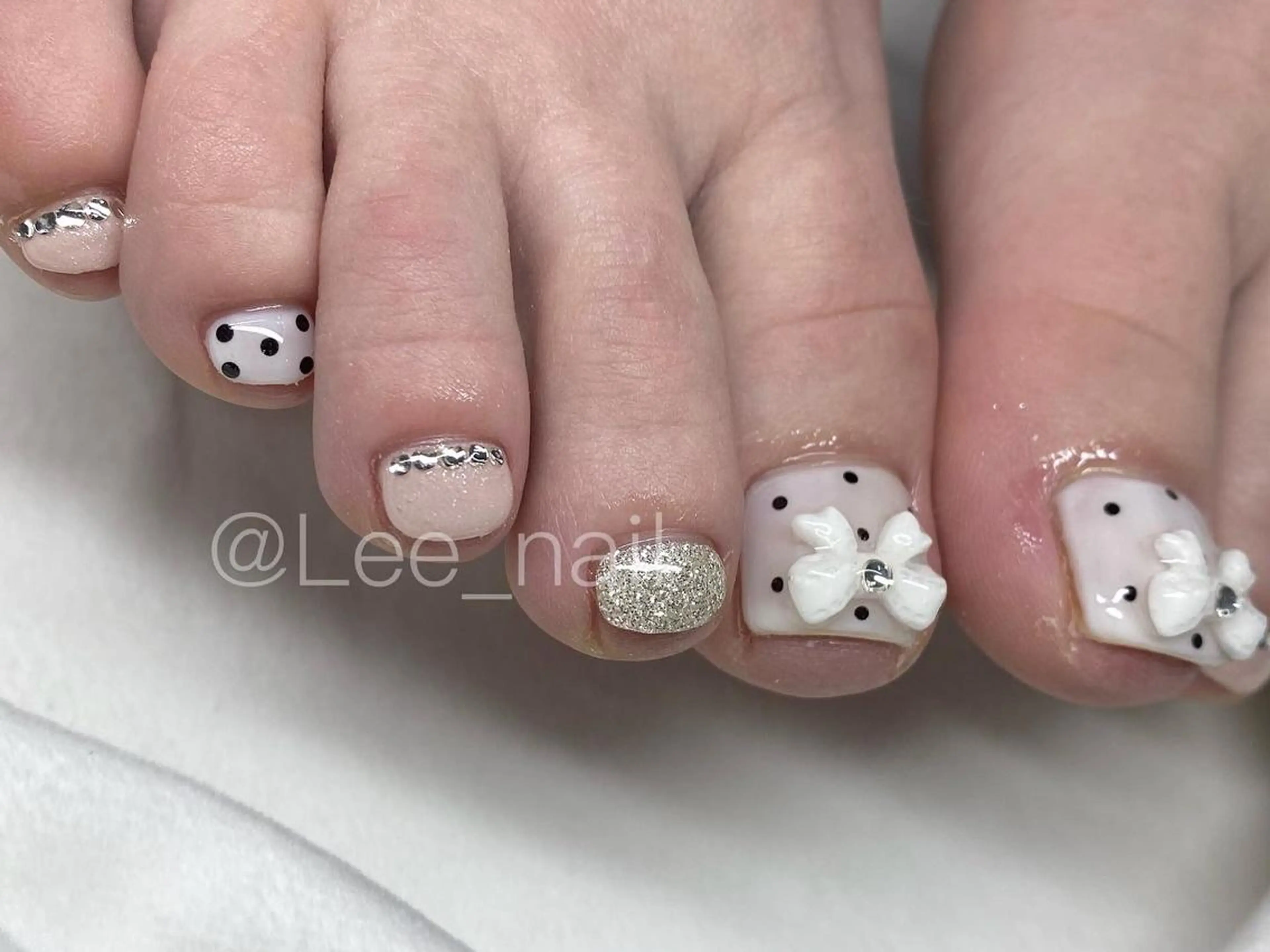 ネイル フットネイル フットネイル Lee_ nailのネイルデザイン