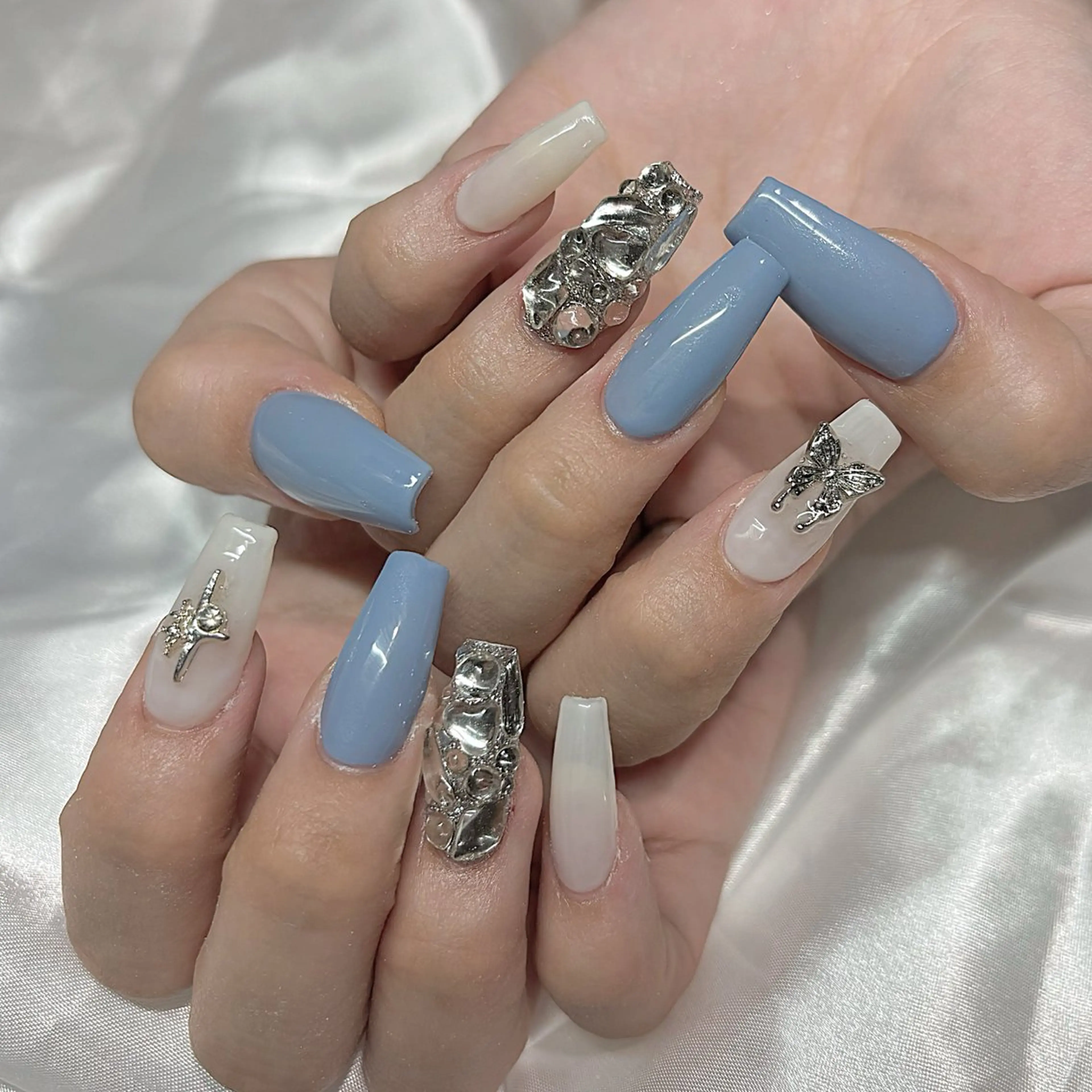 ネイル 山田 真里のネイルデザイン