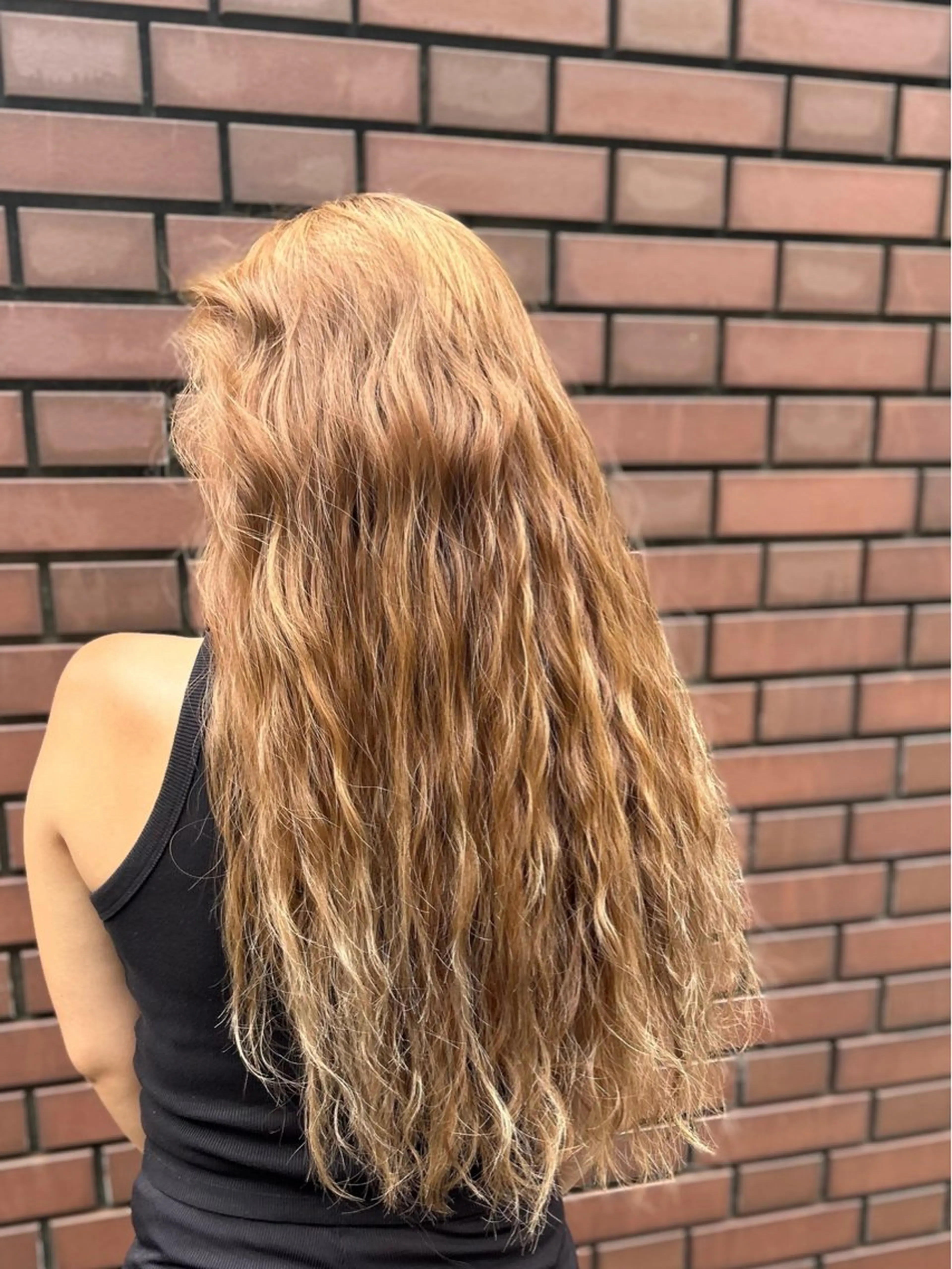 ロング THE REMMY ユミザのヘアスタイル