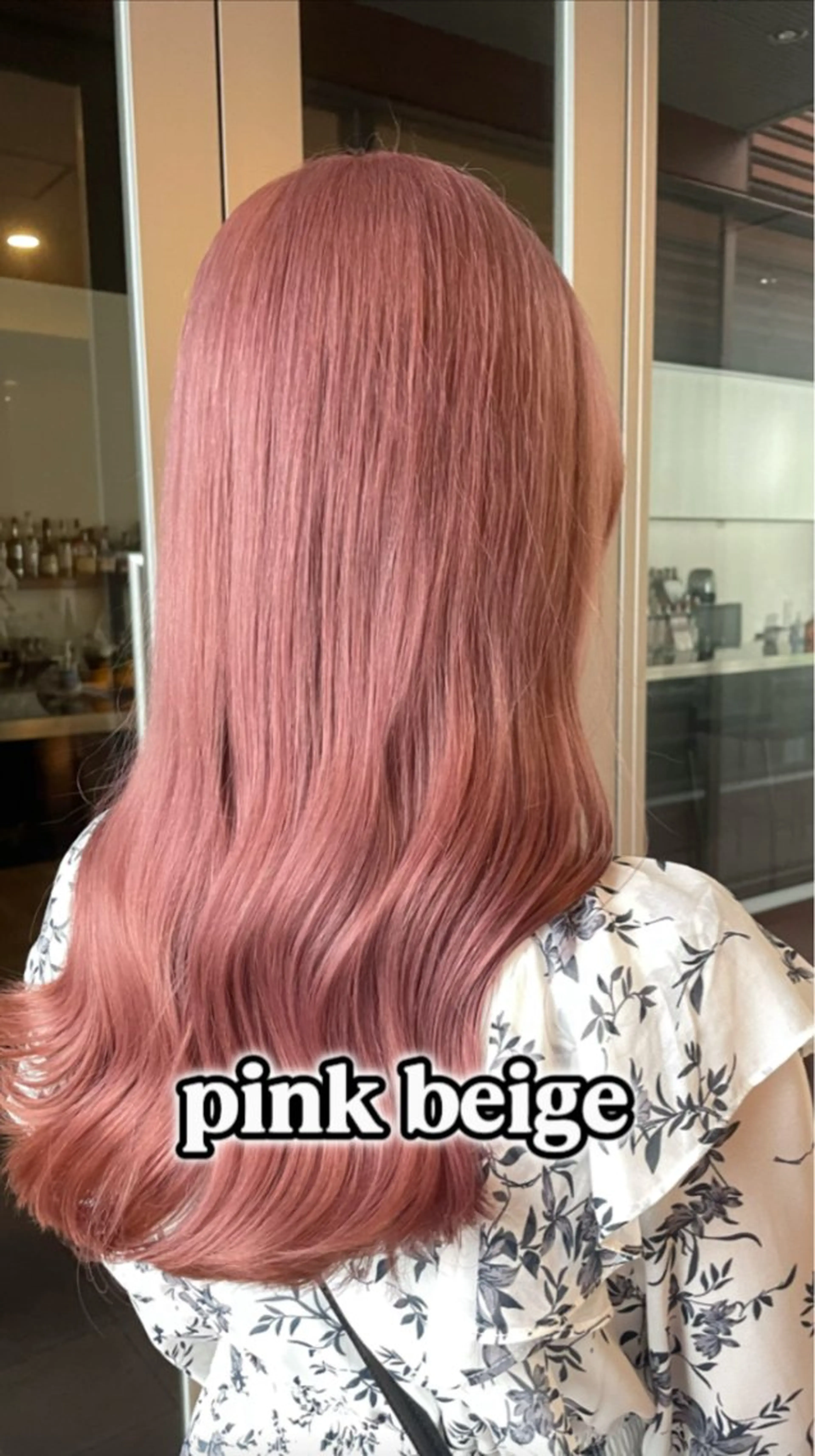 ロング カラー ブリーチ/髪質改善/ ハイトーン/暖色のヘアスタイル