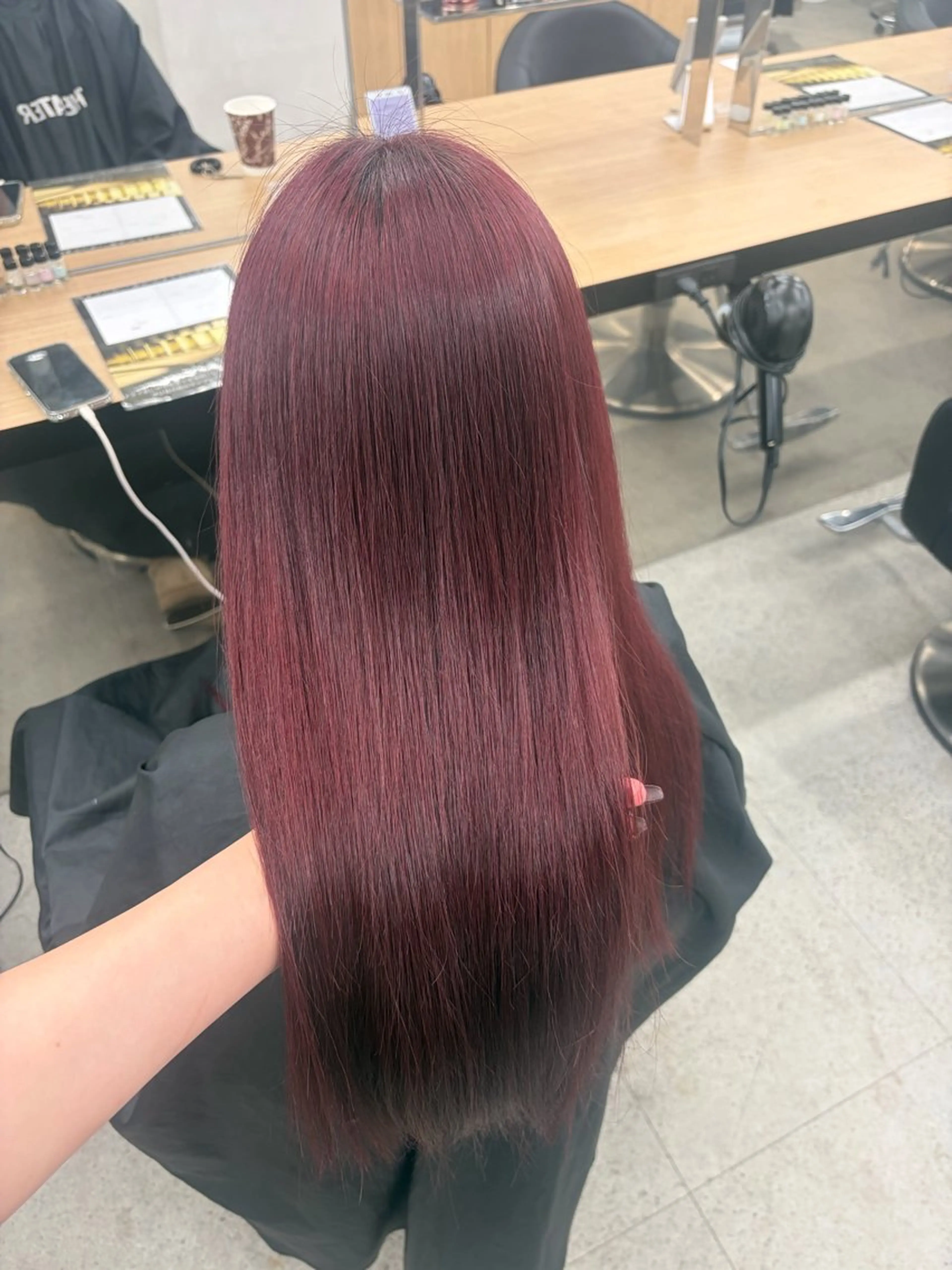 ロング カラー ブリーチ 髪質改善 トリートメント ヘアカラー 💗愛され暖色💗 ピンク/レッド💗のヘアスタイル