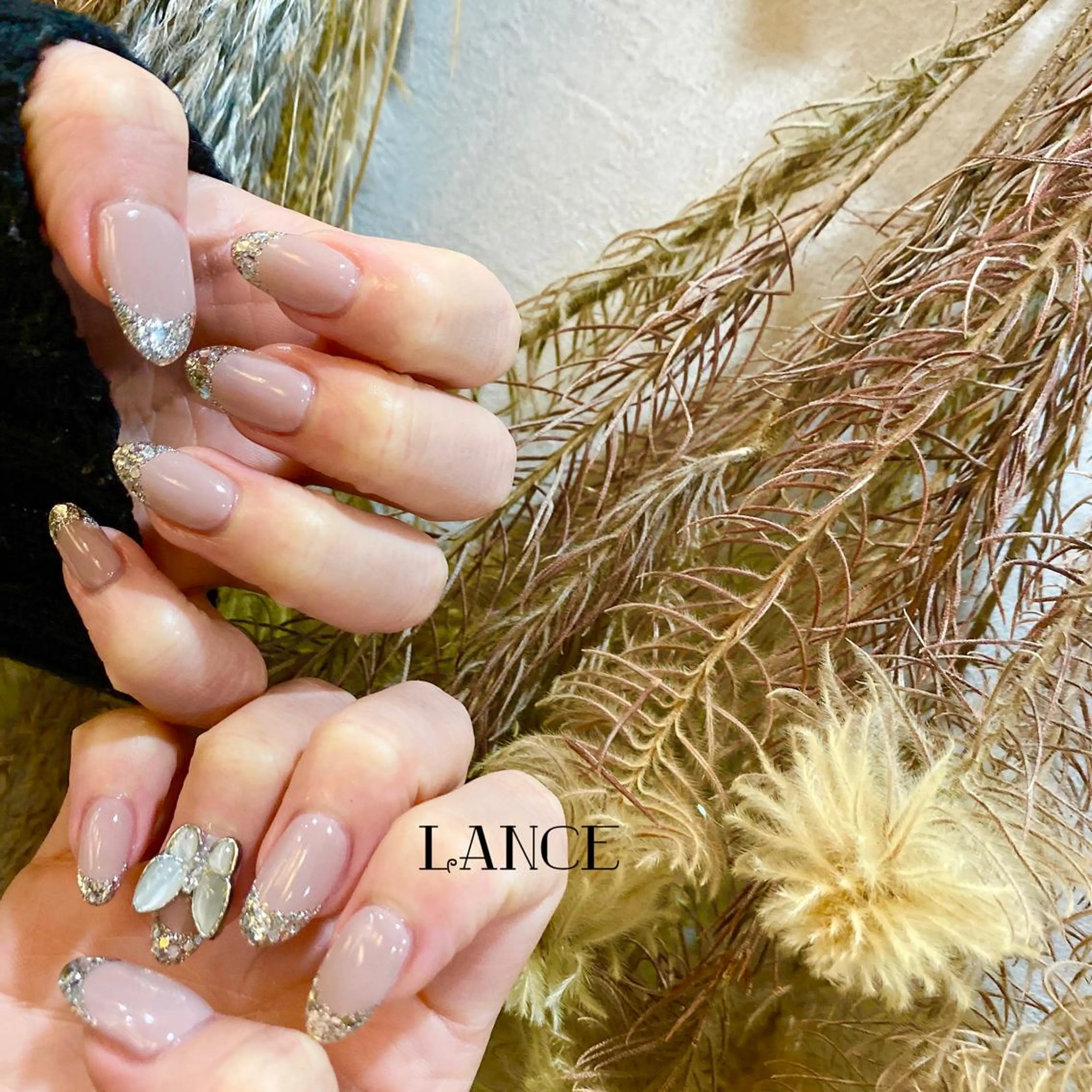 ミディアム ハンドネイル Lance nailのネイルデザイン