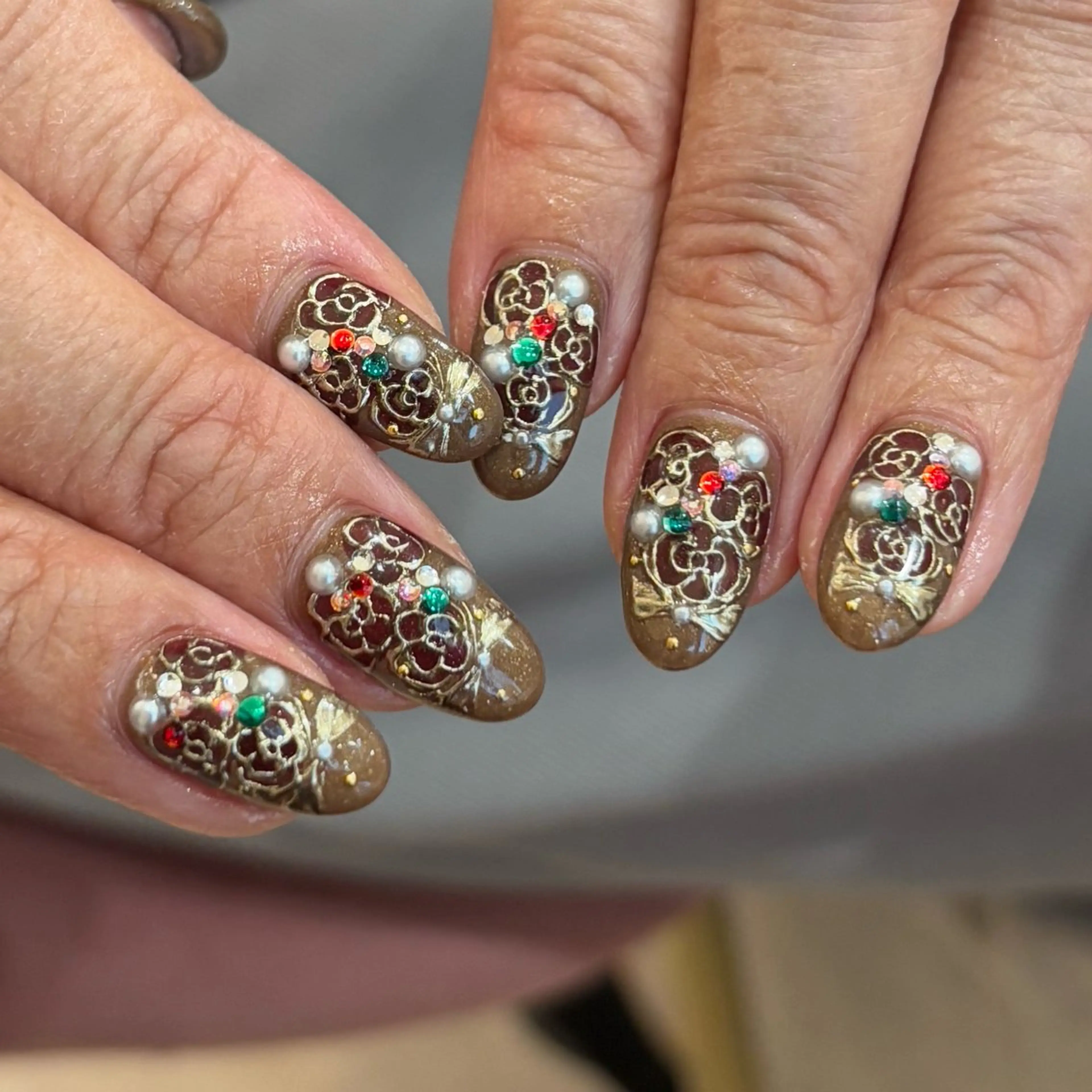 ミディアム ハンドネイル Clala Ayumiのネイルデザイン