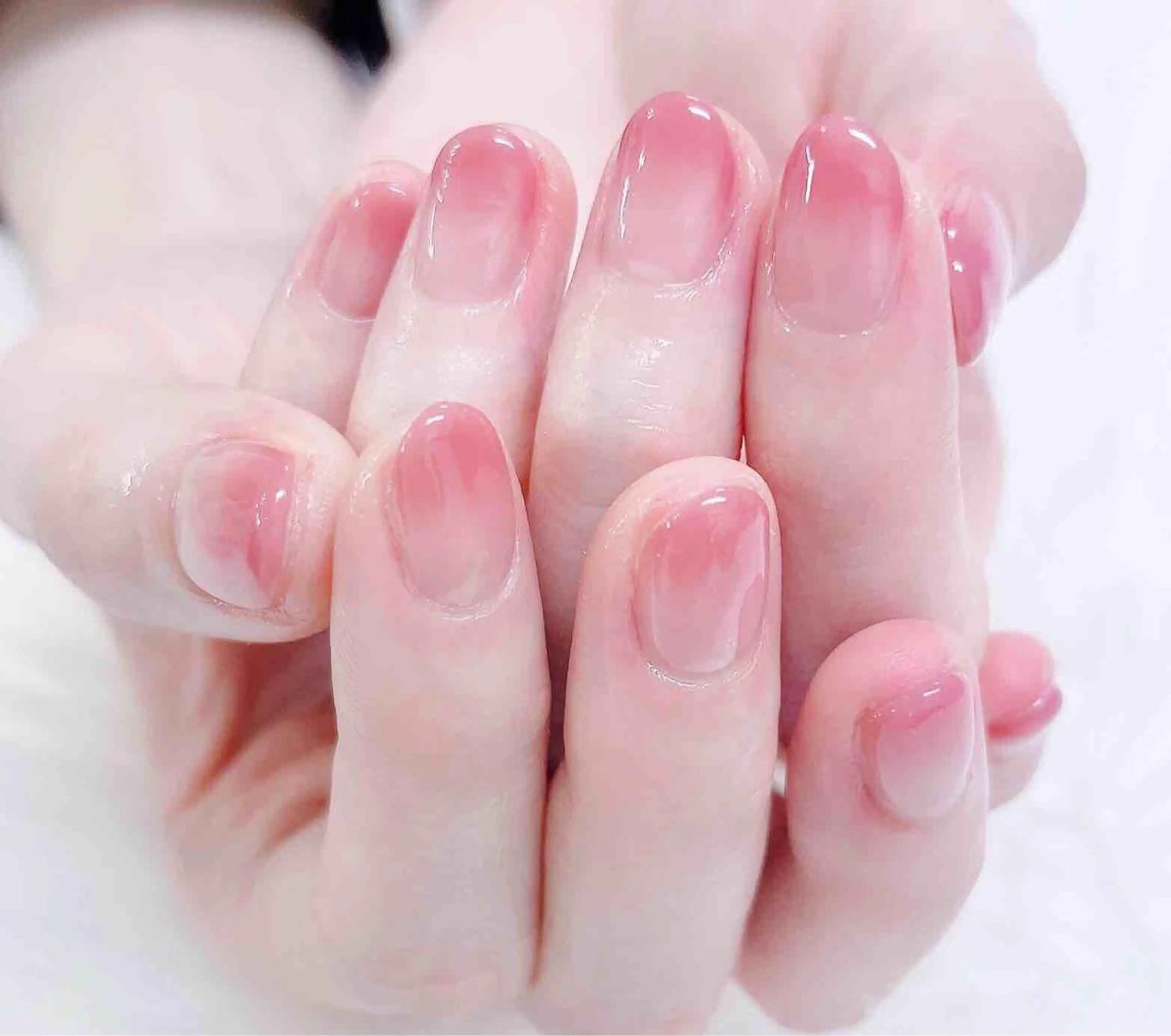 ネイル ハンドネイル MoonNail ユリ🌸のネイルデザイン