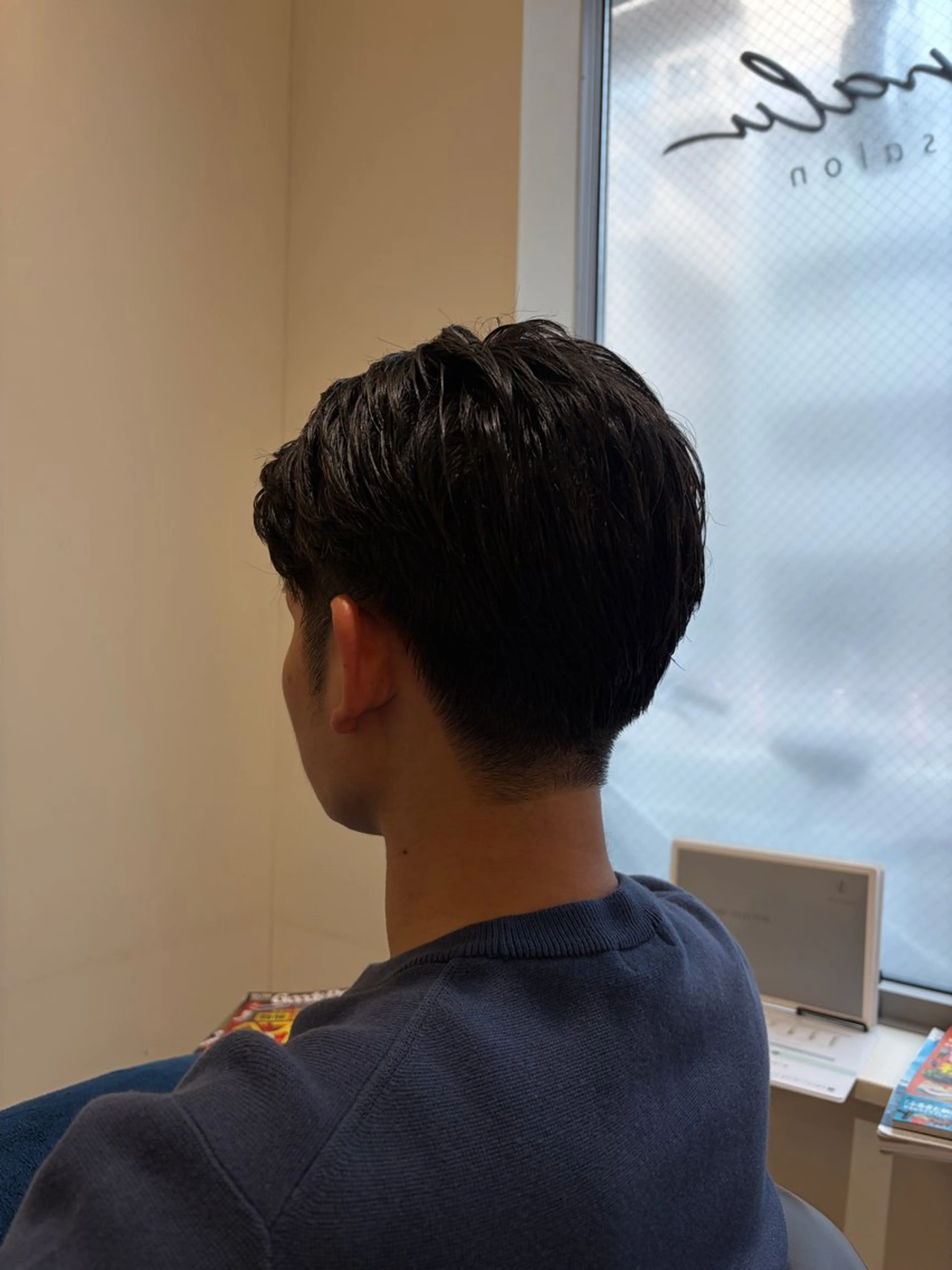 メンズ カット 荒井 茉凜のヘアスタイル