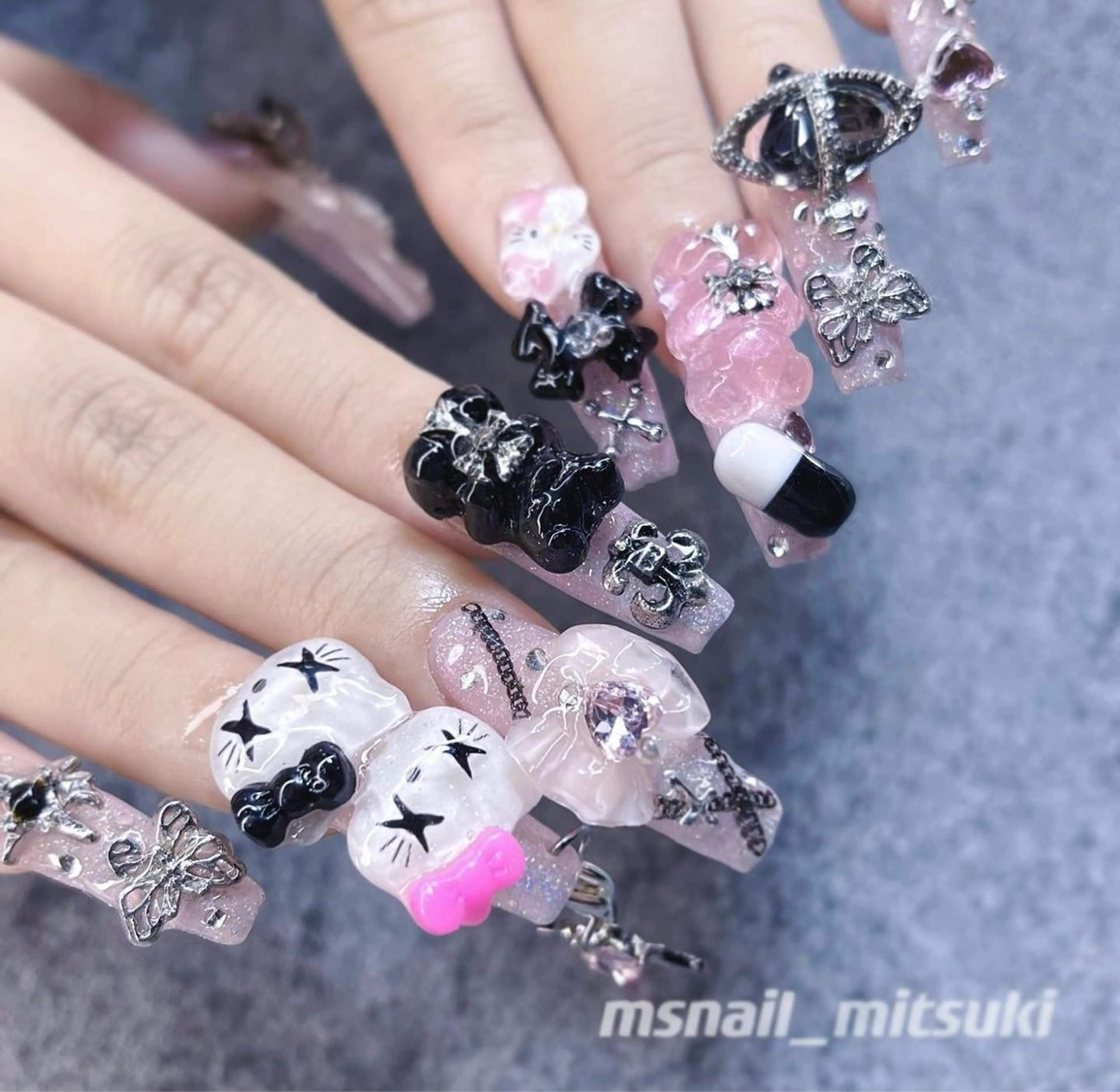 ロング M'snail&eye所属・mitsuki 🐬✨のネイルデザイン