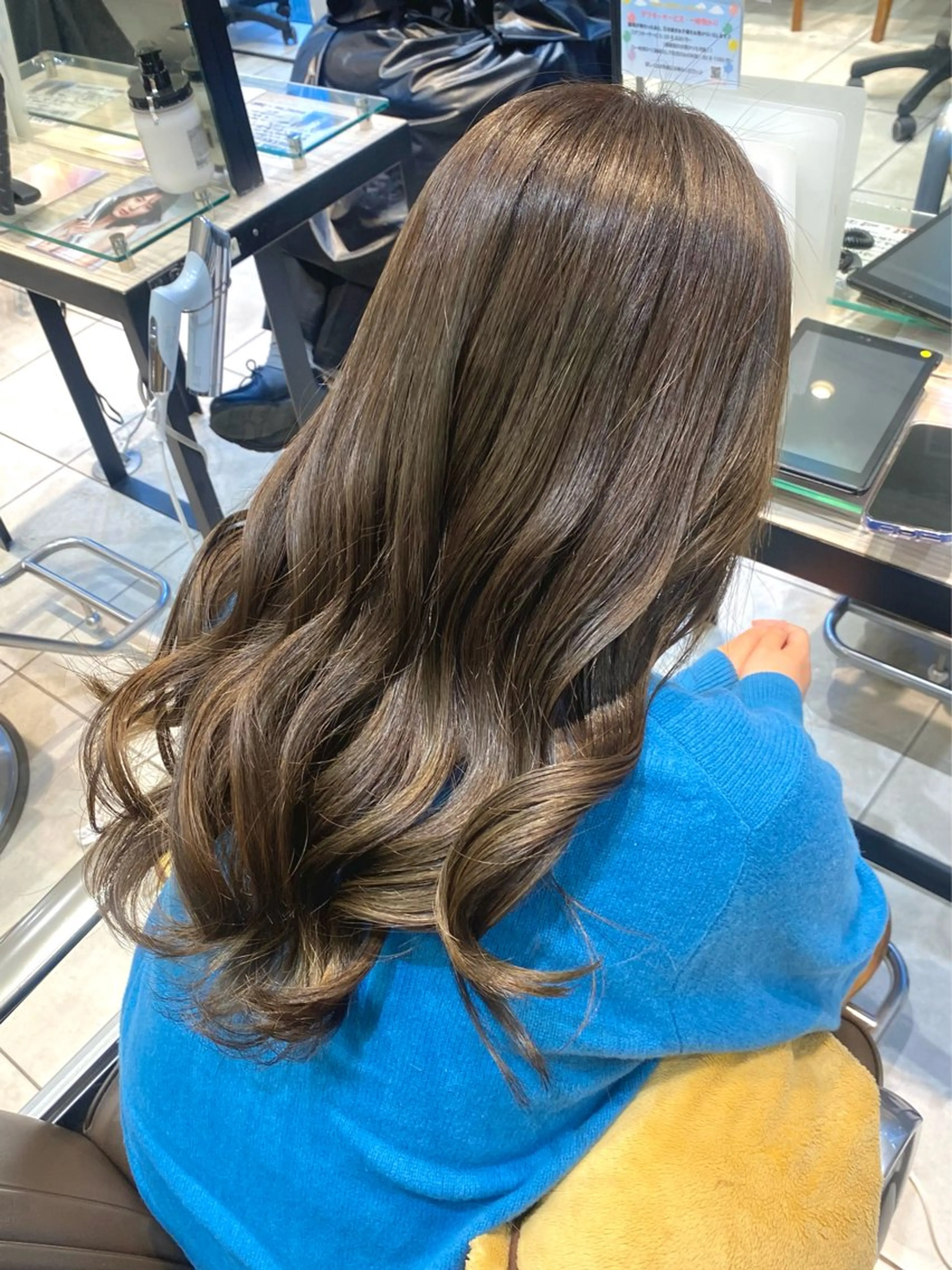 ロング カラー アッシュ ベージュカラー グレージュ オリーブベージュ ヨシンモリ カット ヘアカラー トリートメント 韓国ヘア🍒渡辺 咲🍒のヘアスタイル