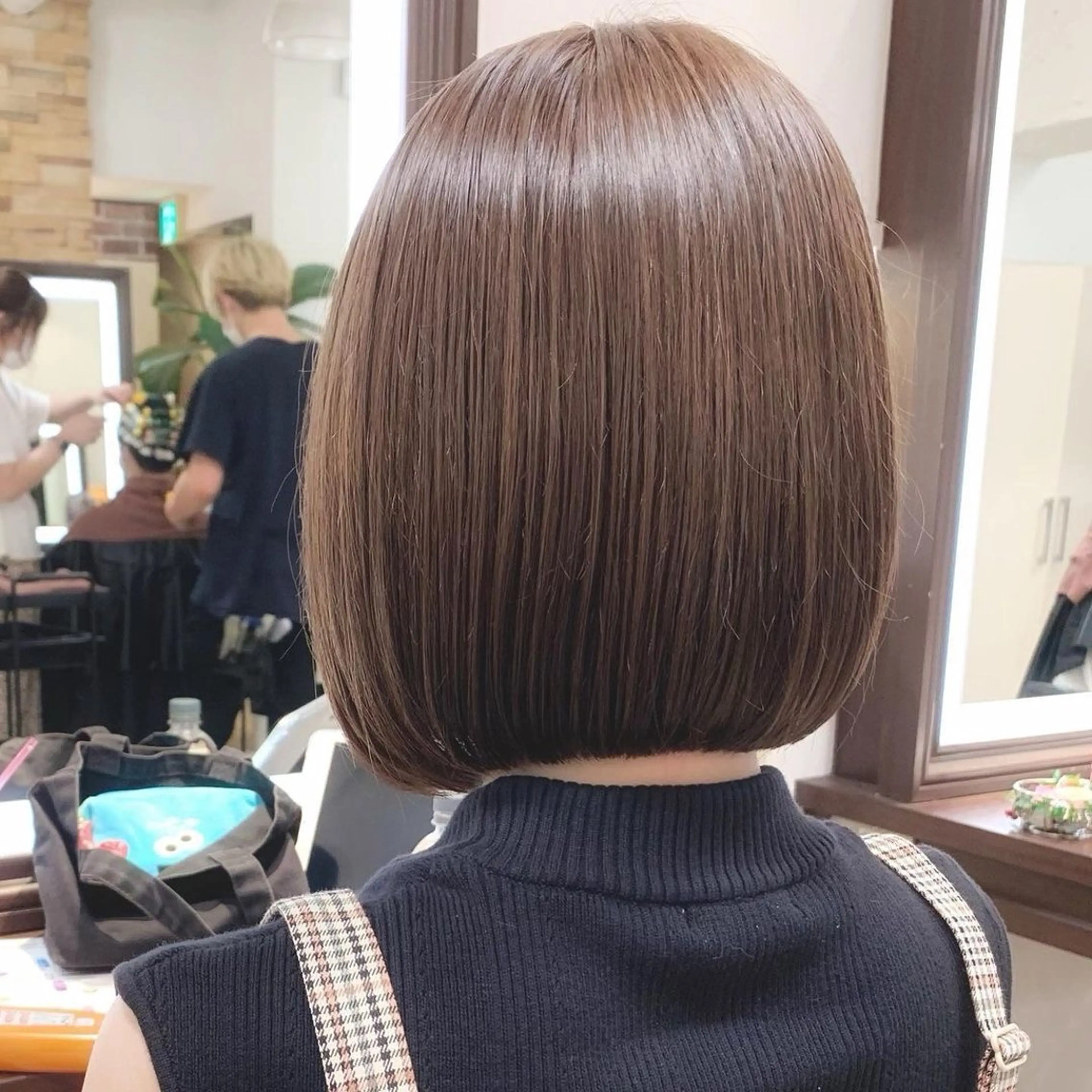 ミディアム カラー パーマ ミディアムパーマ ボブ 森山 陽菜のヘアスタイル