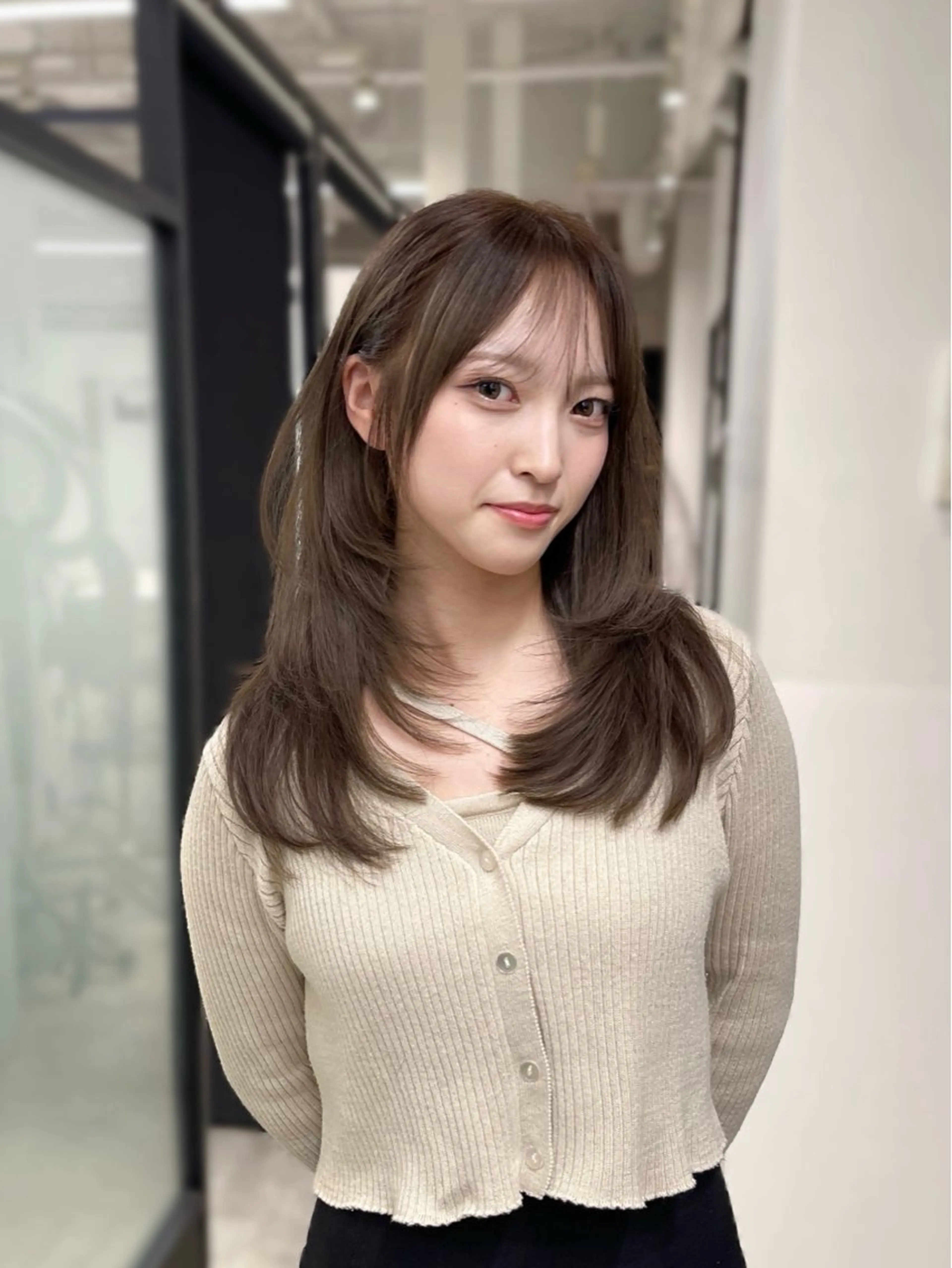 セミロング 韓国風ヘア レイヤーカット 韓国レイヤーカット 髪質改善▫️水野有真のヘアスタイル