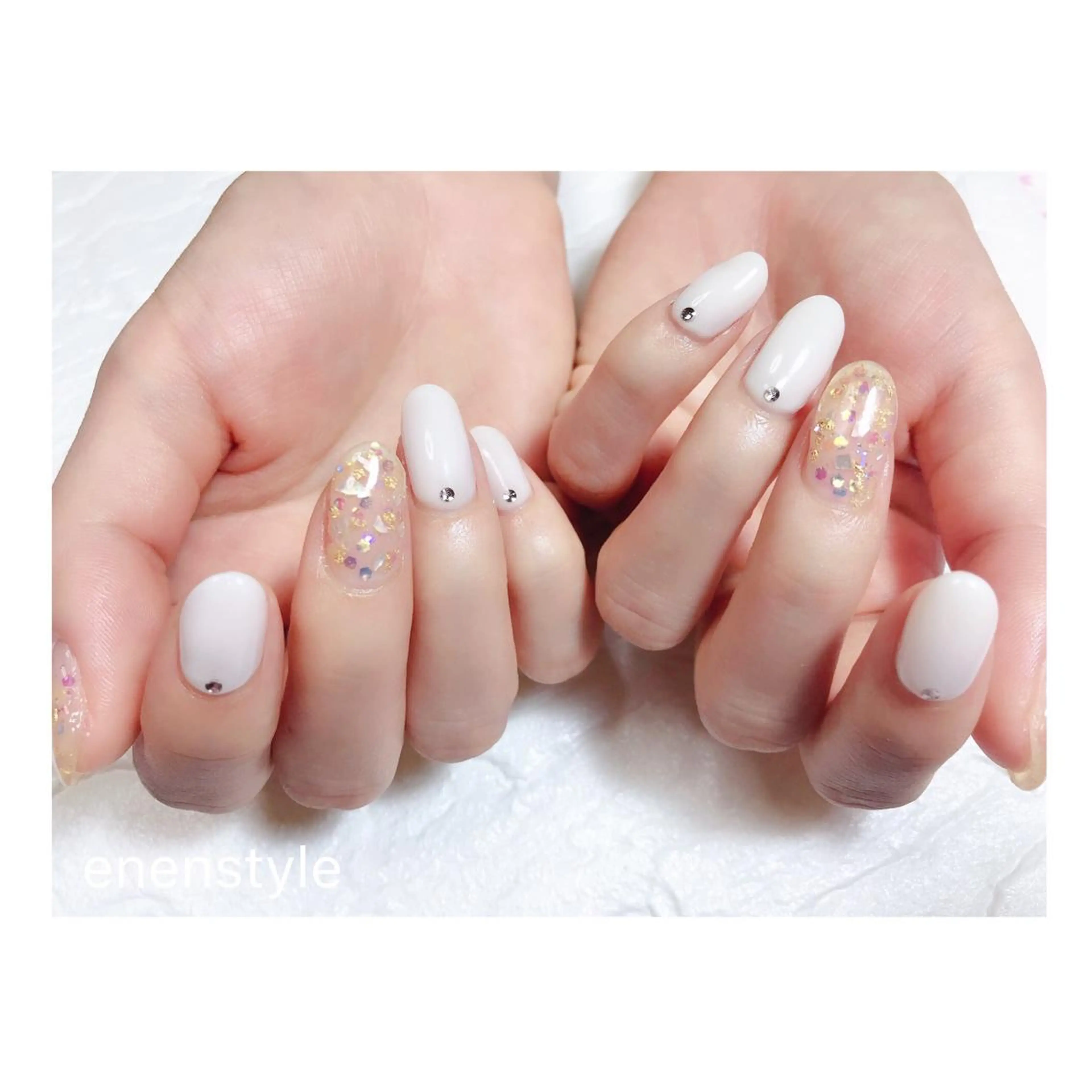 ショート ネイル ジェルネイル ニュアンスネイル オフィスネイル シンプルネイル ハンドネイル 👑enen style👑のネイルデザイン