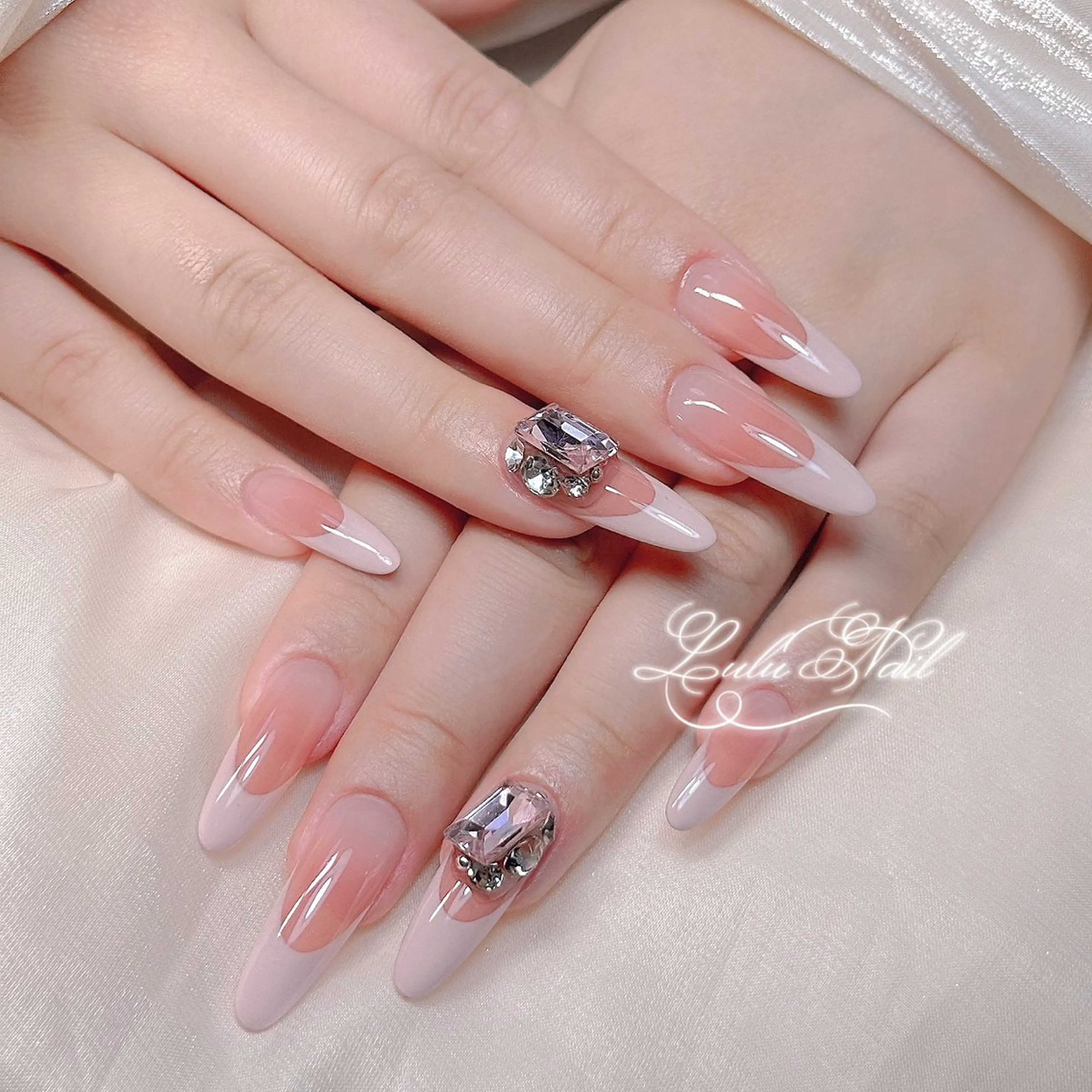 ネイル ハンドネイル Lulu Nail 🫧ユユのネイルデザイン