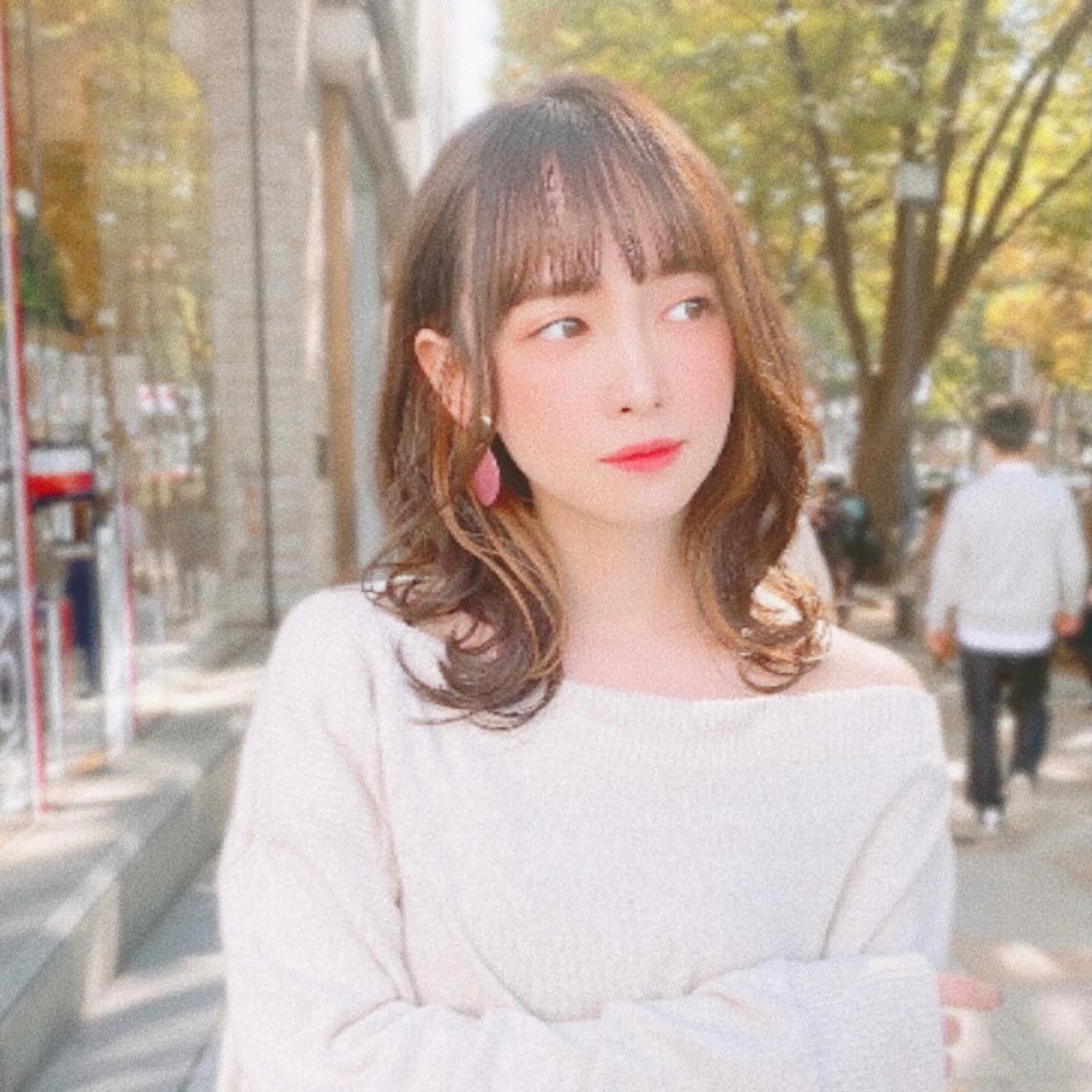 ミディアム カラー モテ前髪 タゴメ シンヤのヘアスタイル