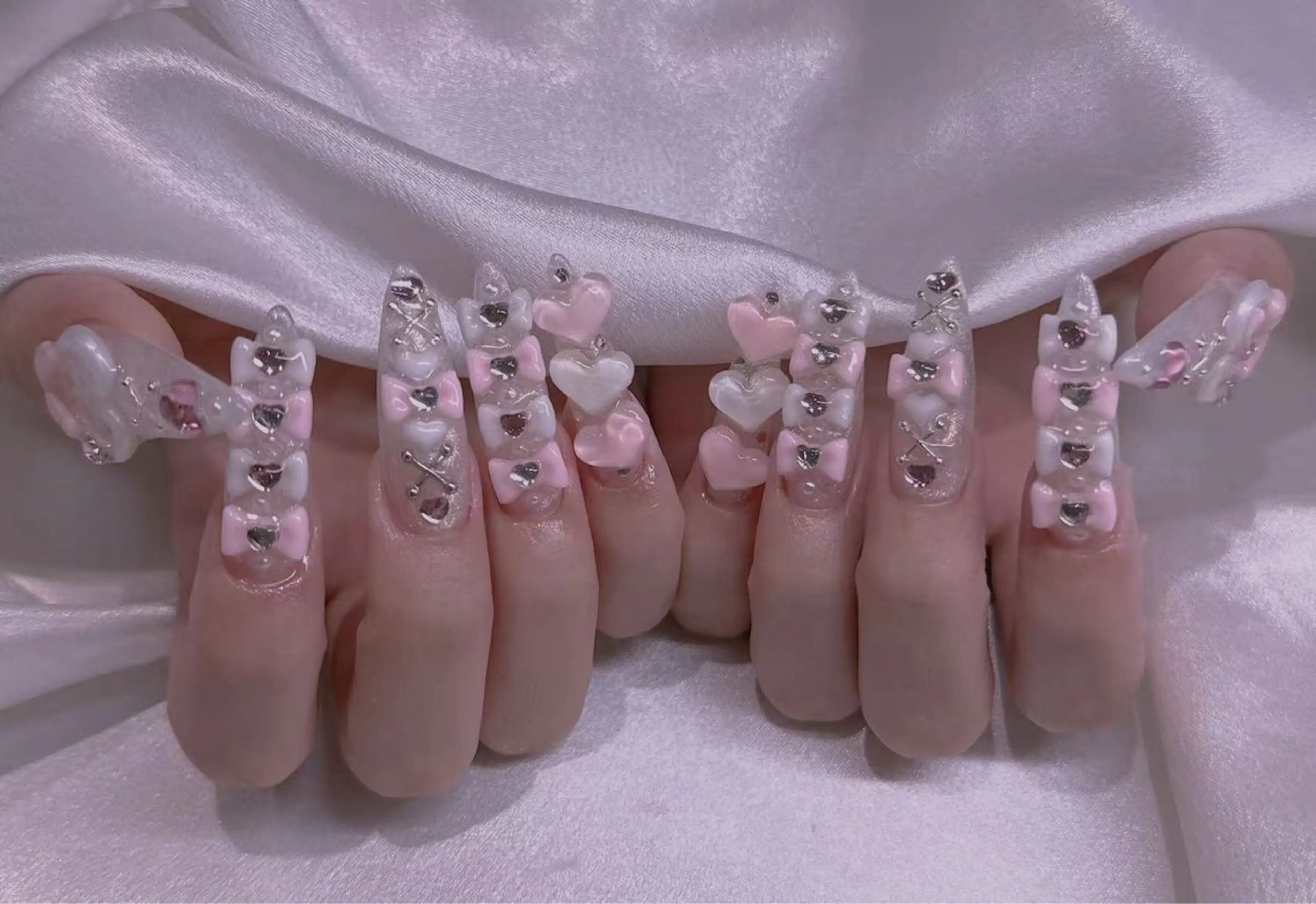 ネイル 長さ出し専門店 RIRIのネイルデザイン