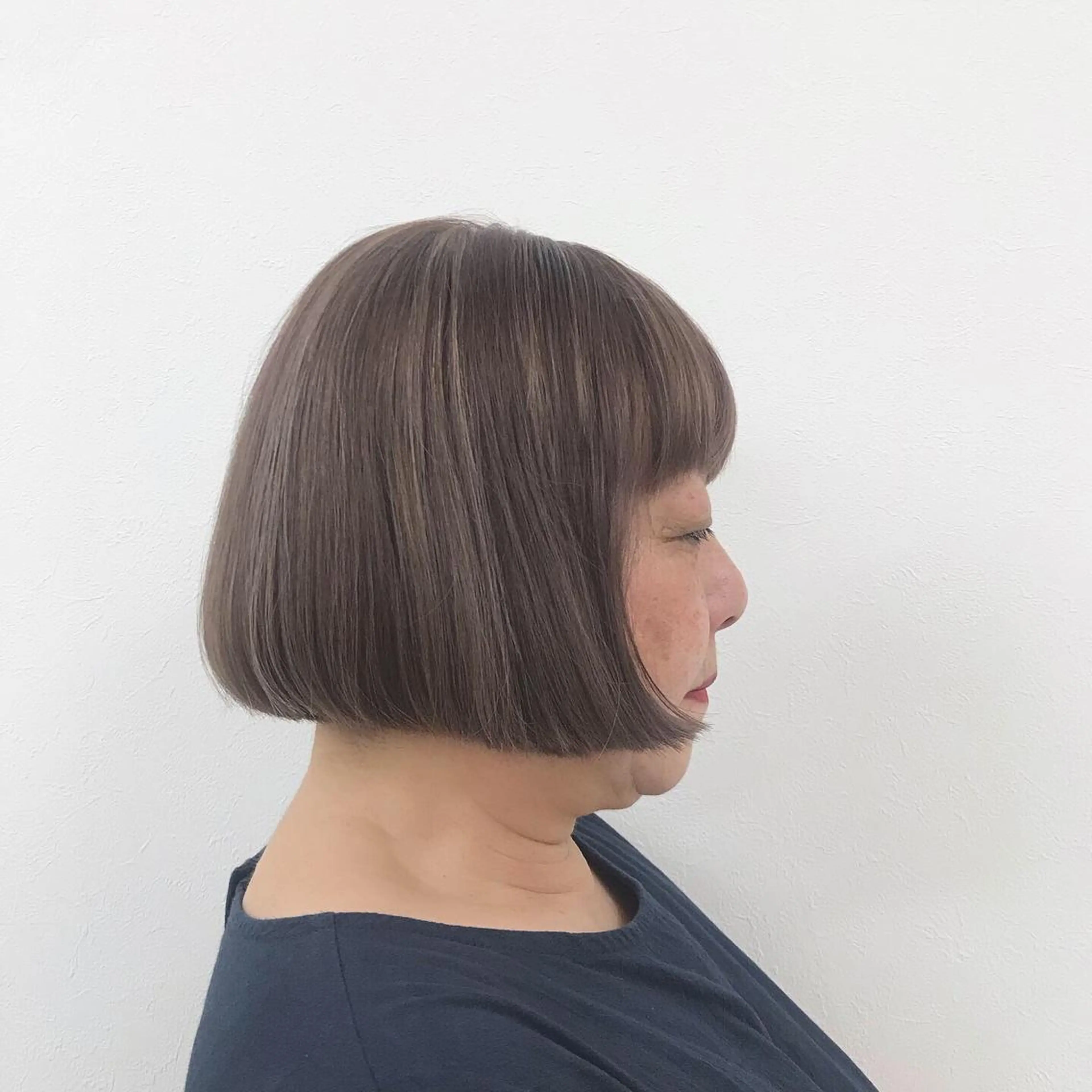 ミディアム カラー アッシュ ブリーチ ハイライトカラー ピンクカラー ハイライト HBLディプロマ所有 AZUSAのヘアスタイル