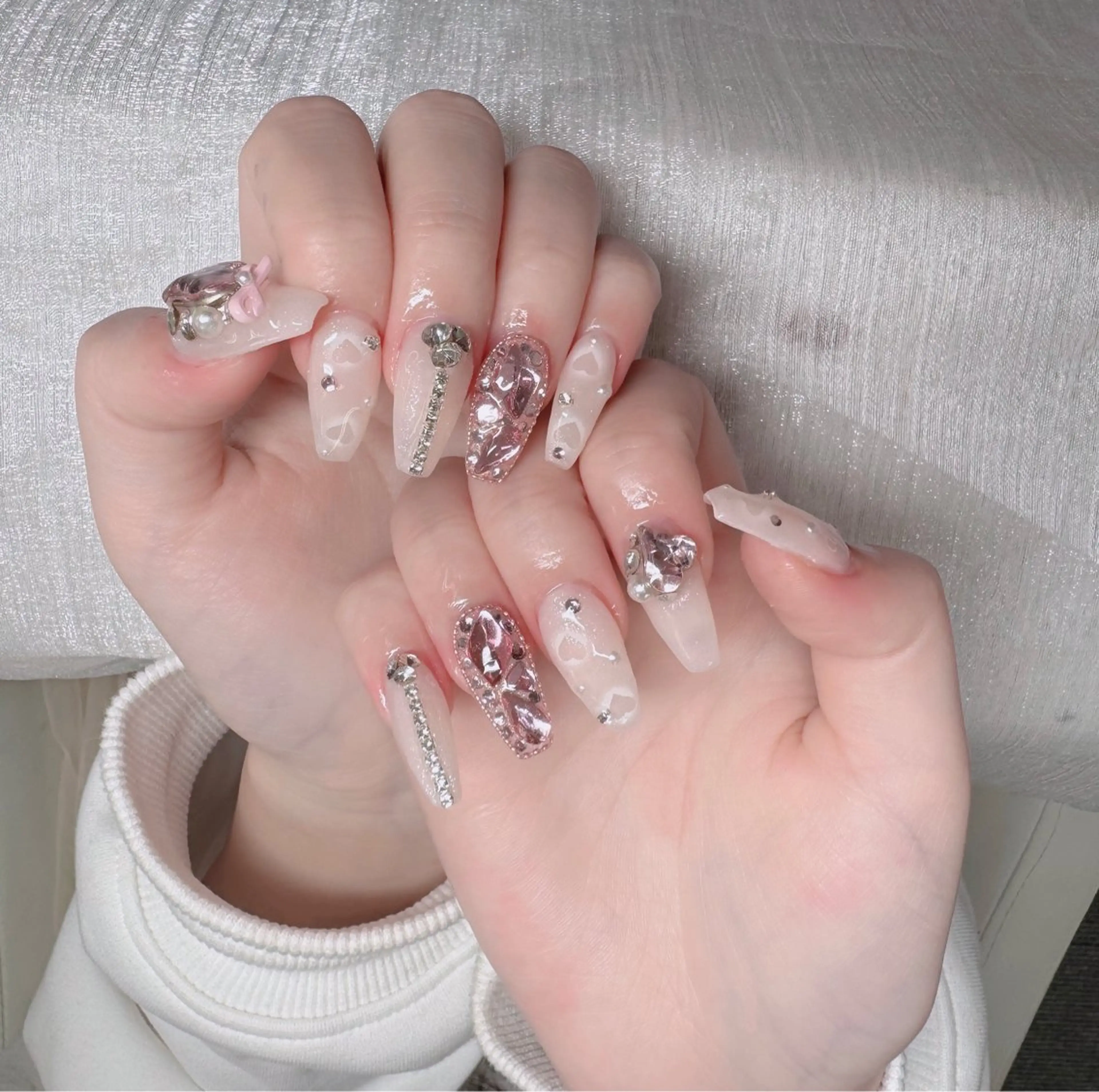 ネイル フレンチネイル ジェルネイル ハロウィン キラキラネイル 韓国ネイル H.baby Nail Salonのネイルデザイン