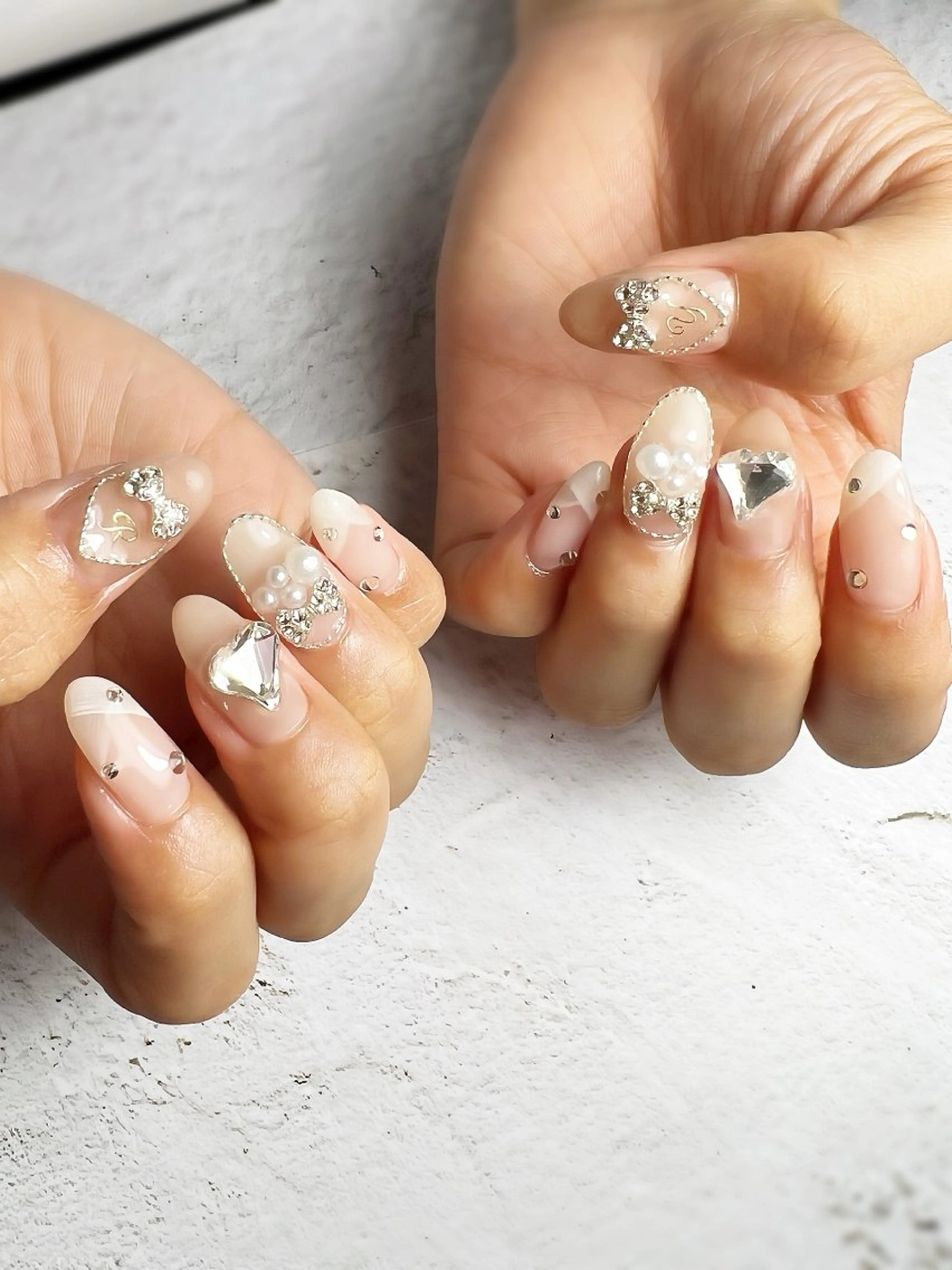 ネイル ハンドネイル フットネイル NAILsalon Laki(ラキ)のネイルデザイン